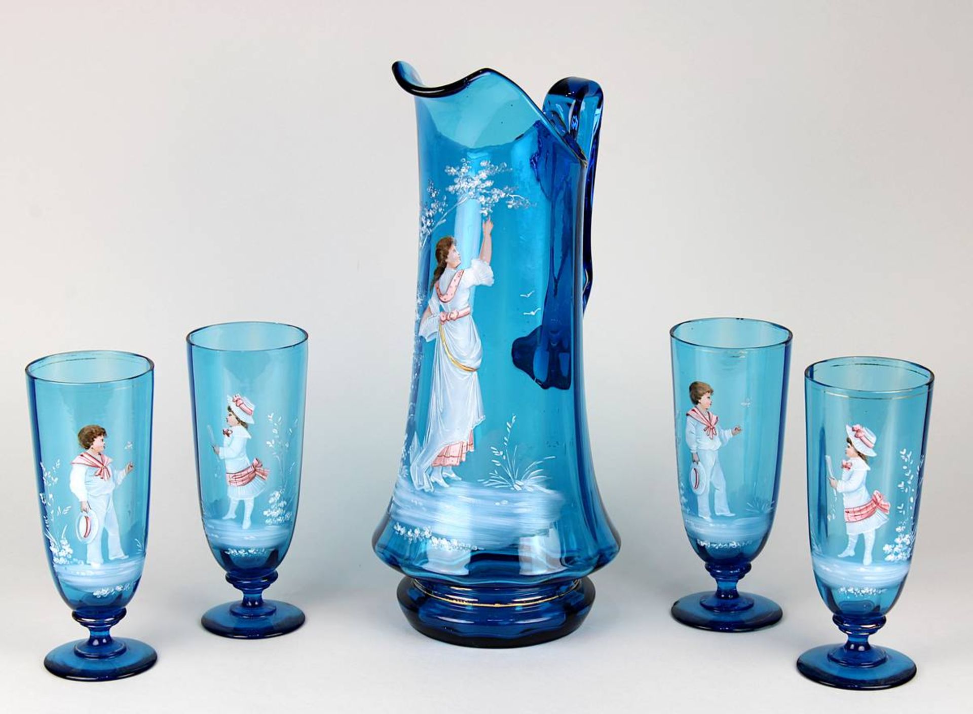 Saftkrug mit vier Gläsern, Deutschland oder Frankreich um 1890, mundgeblasenes, blau