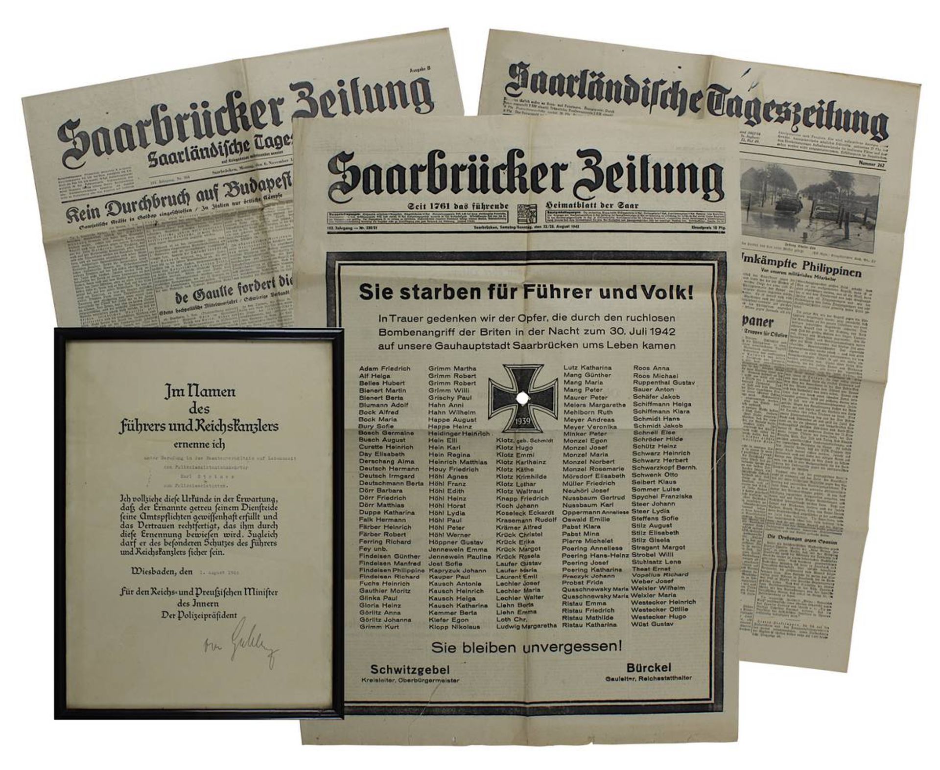 Drei Zeitungsausgaben, Deutsches Reich 1933 - 1945, mit Angaben zu Kriegsverläufen: Saarbrücker