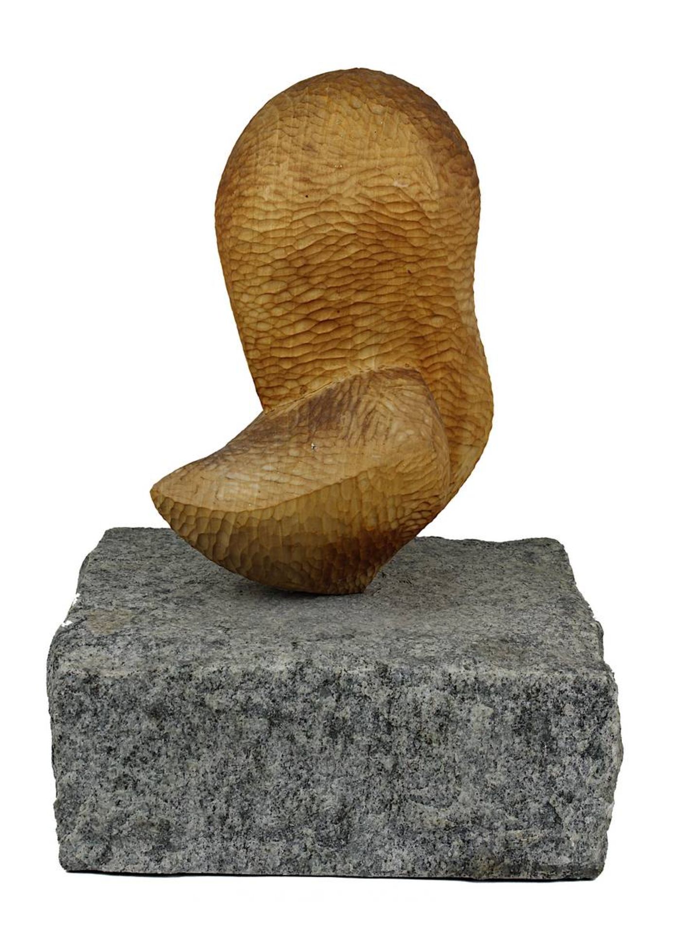 Künstler 2. H. 20. Jh., Abstrakt-rundliche Holzfigur auf rohem Granitsockel, Figur aus einem Stück - Image 2 of 2