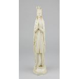 Elfenbeinmadonna, Frankreich um 1920, als Immaculata, barfüßig auf Schlange stehend, Krone und