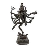 Tanzender Shiva, Bronze, Indien um 1900, achtarmige Figur des Gottes auf gewölbtem viereckigem