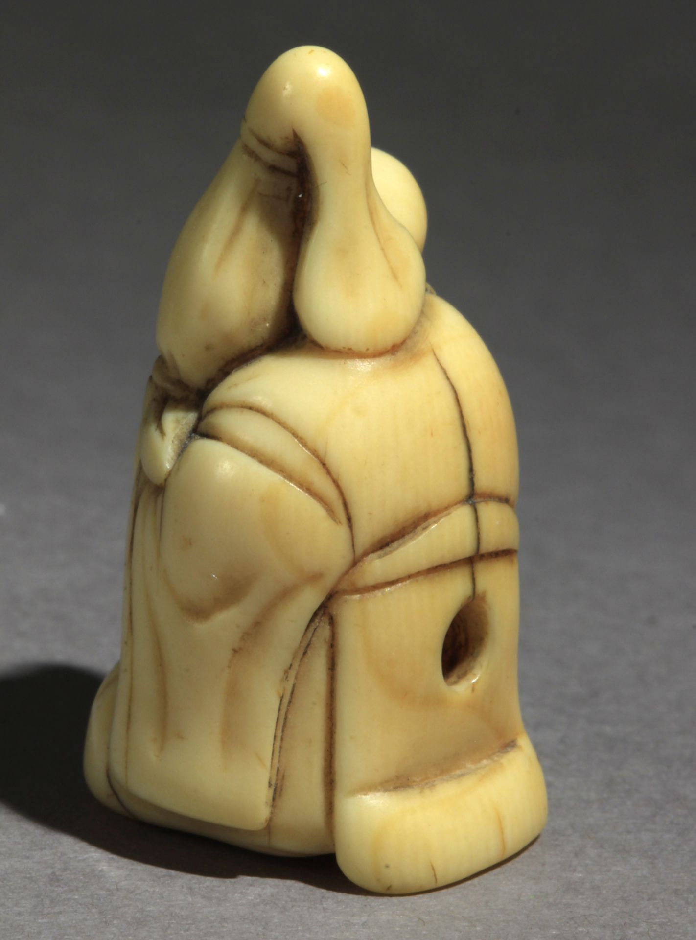 A 19th century Japanese netsuke from Edo period - Bild 5 aus 7