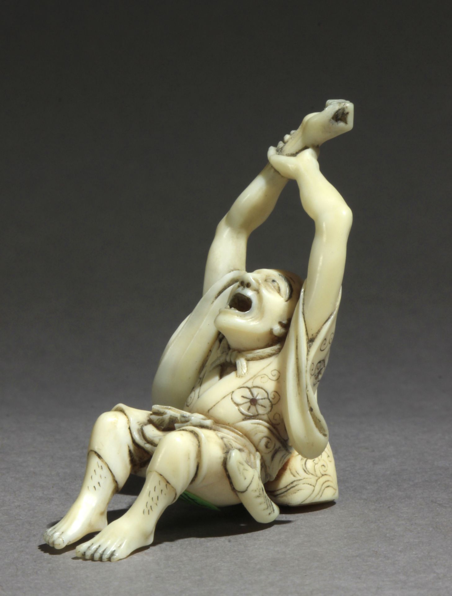 An early 19th century Japanese netsuke from Edo period