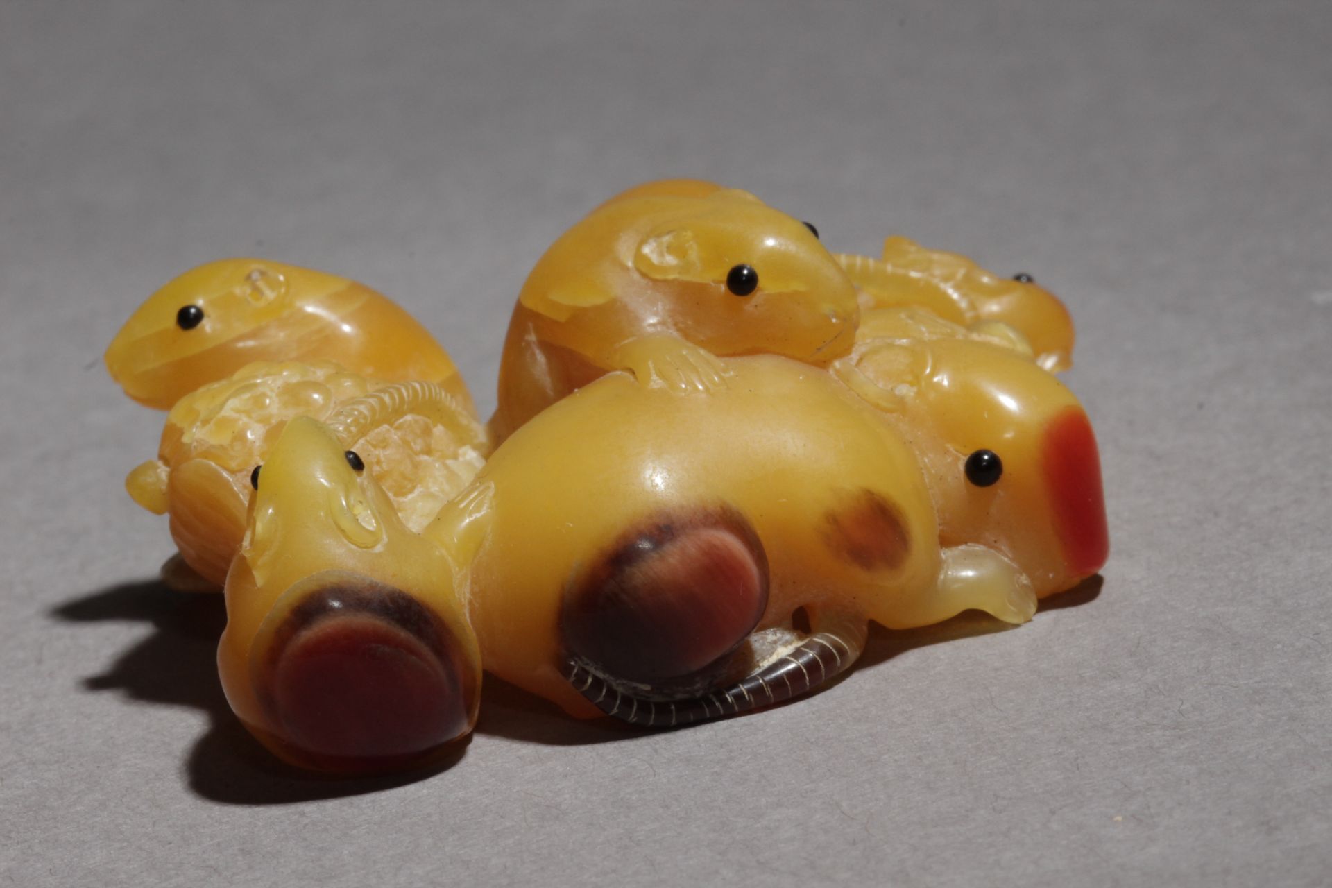 An early 20 th century Japanese netsuke from Meiji period - Bild 3 aus 6