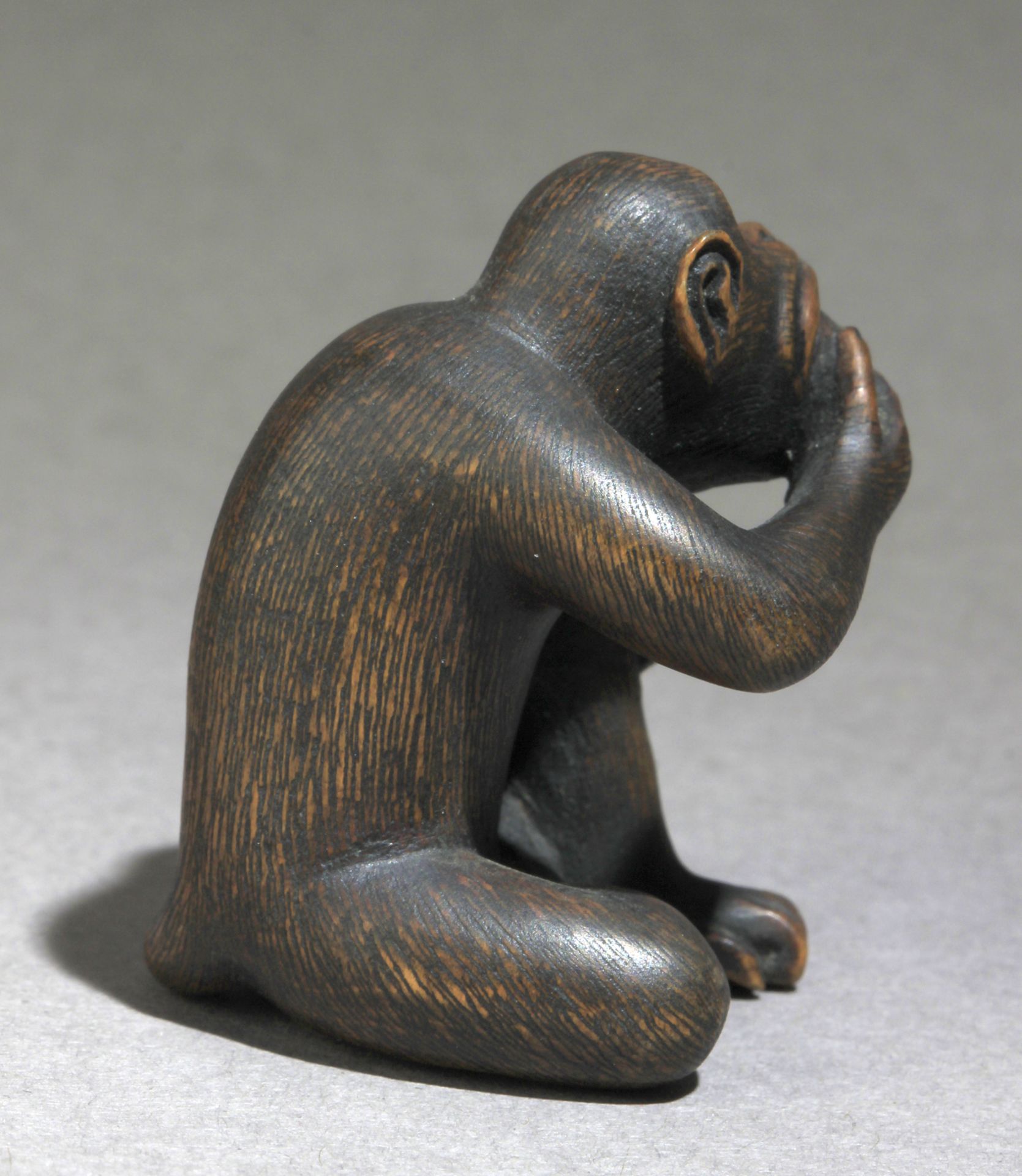 A Japanese netsuke circa 1848-1922 from Meiji period - Bild 4 aus 6