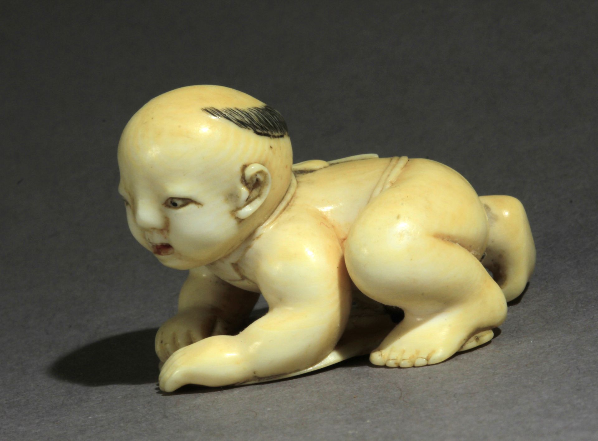 A late 19th century Japanese netsuke from Meiji period - Bild 5 aus 6