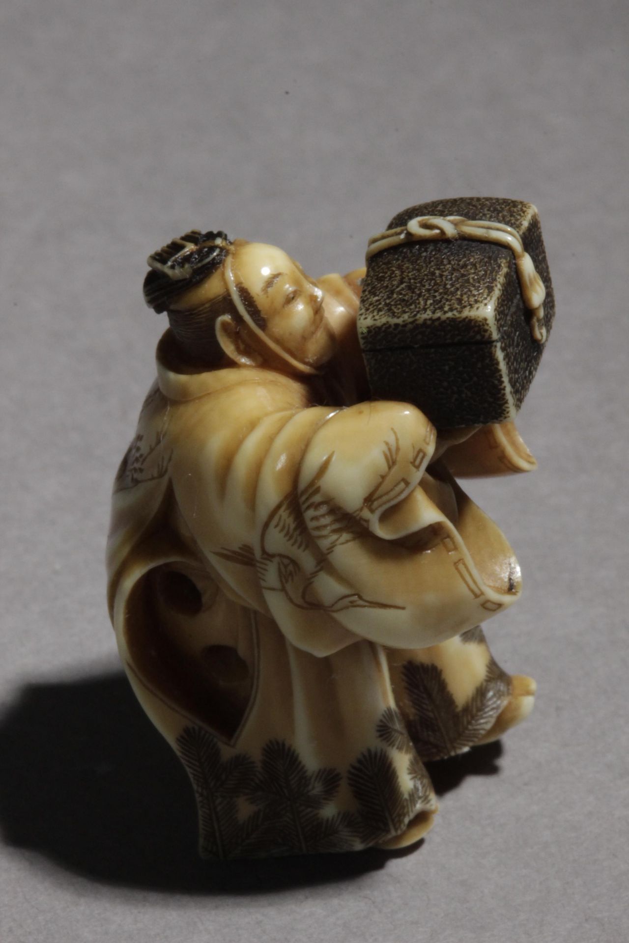 A 19th century Japanese netsuke from Meiji period - Bild 11 aus 15