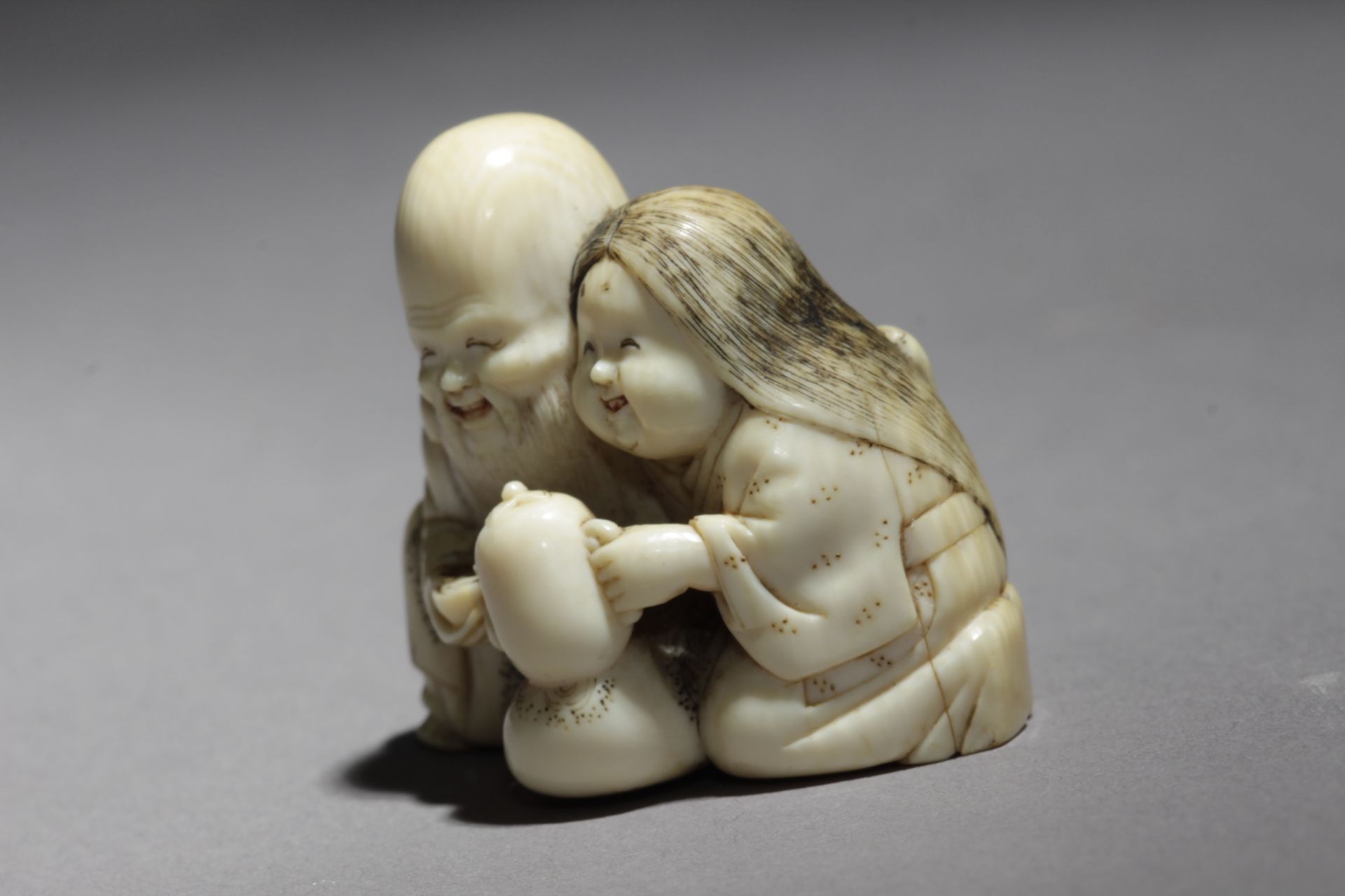 A Japanese netsuke from Tokio circa 1850-1880 - Bild 2 aus 8