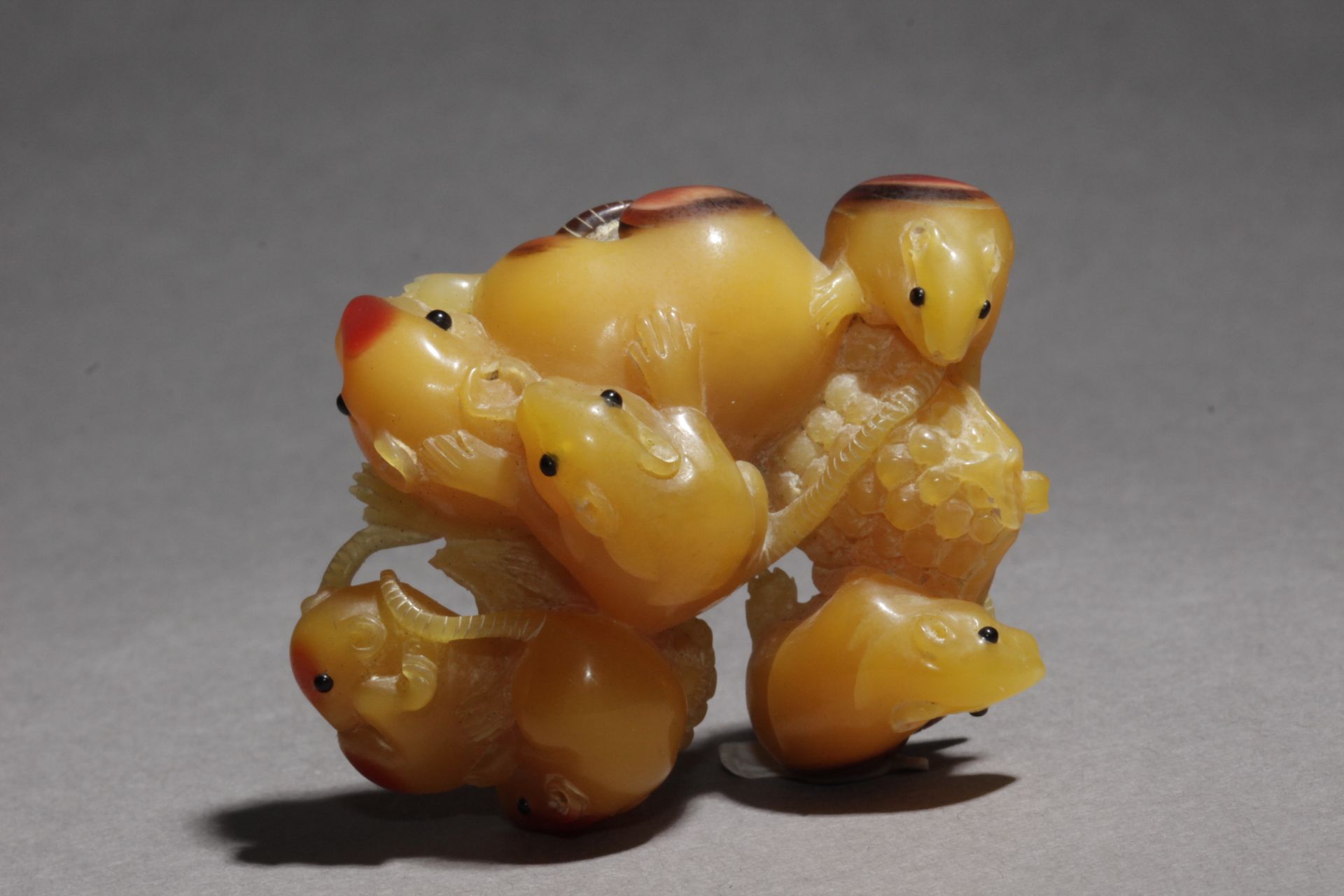 An early 20 th century Japanese netsuke from Meiji period - Bild 4 aus 6