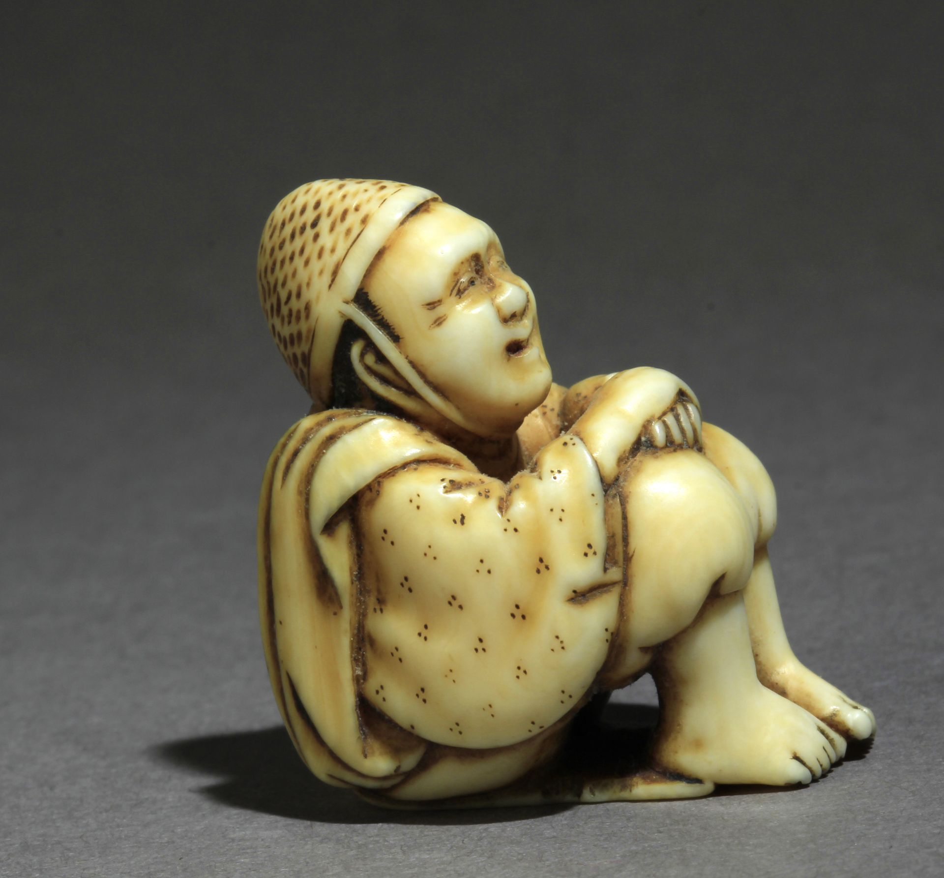 A mid 19th century Japanese netsuke from Edo period - Bild 8 aus 10