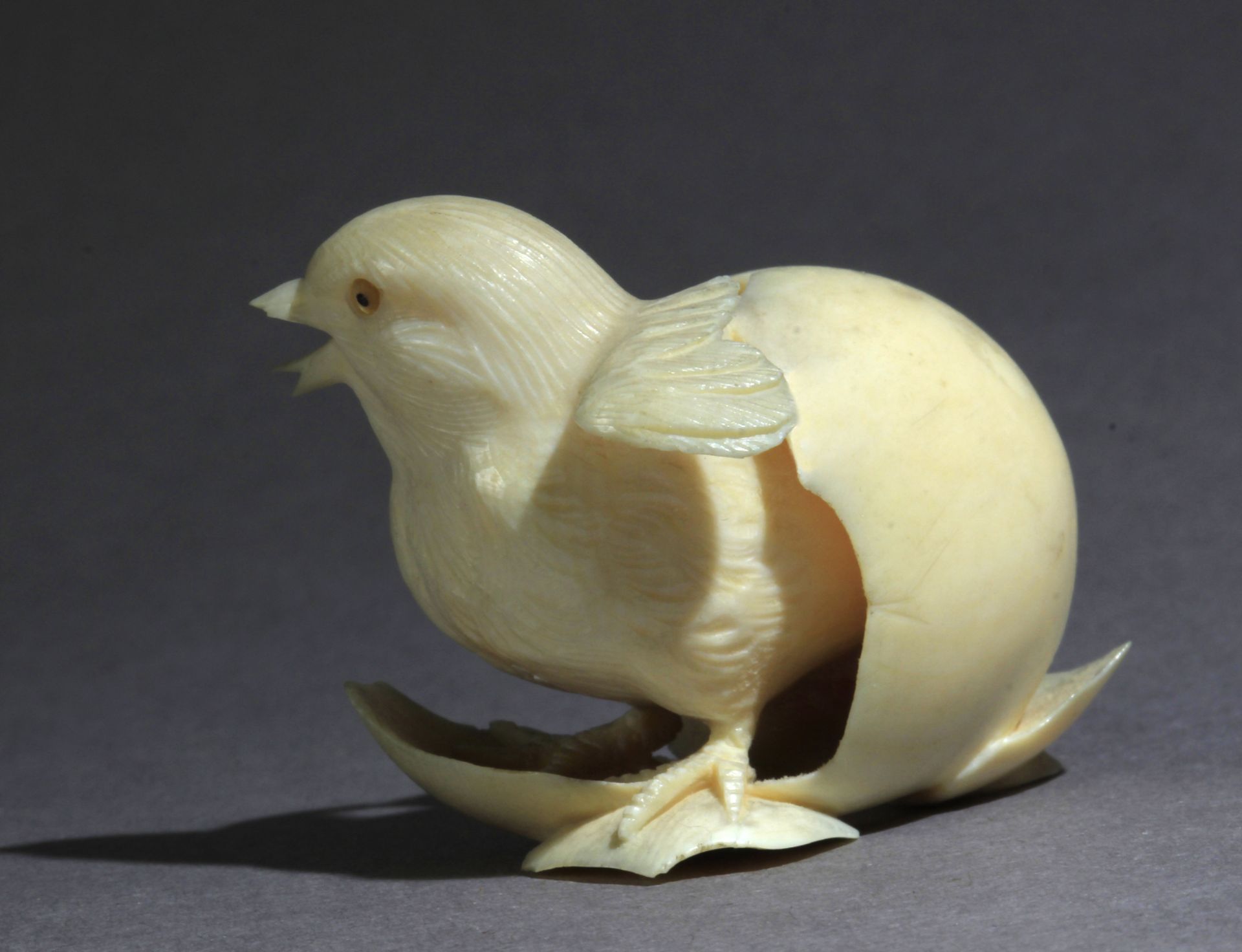 A late 19th century Japanese netsuke from Meiji period - Bild 3 aus 7