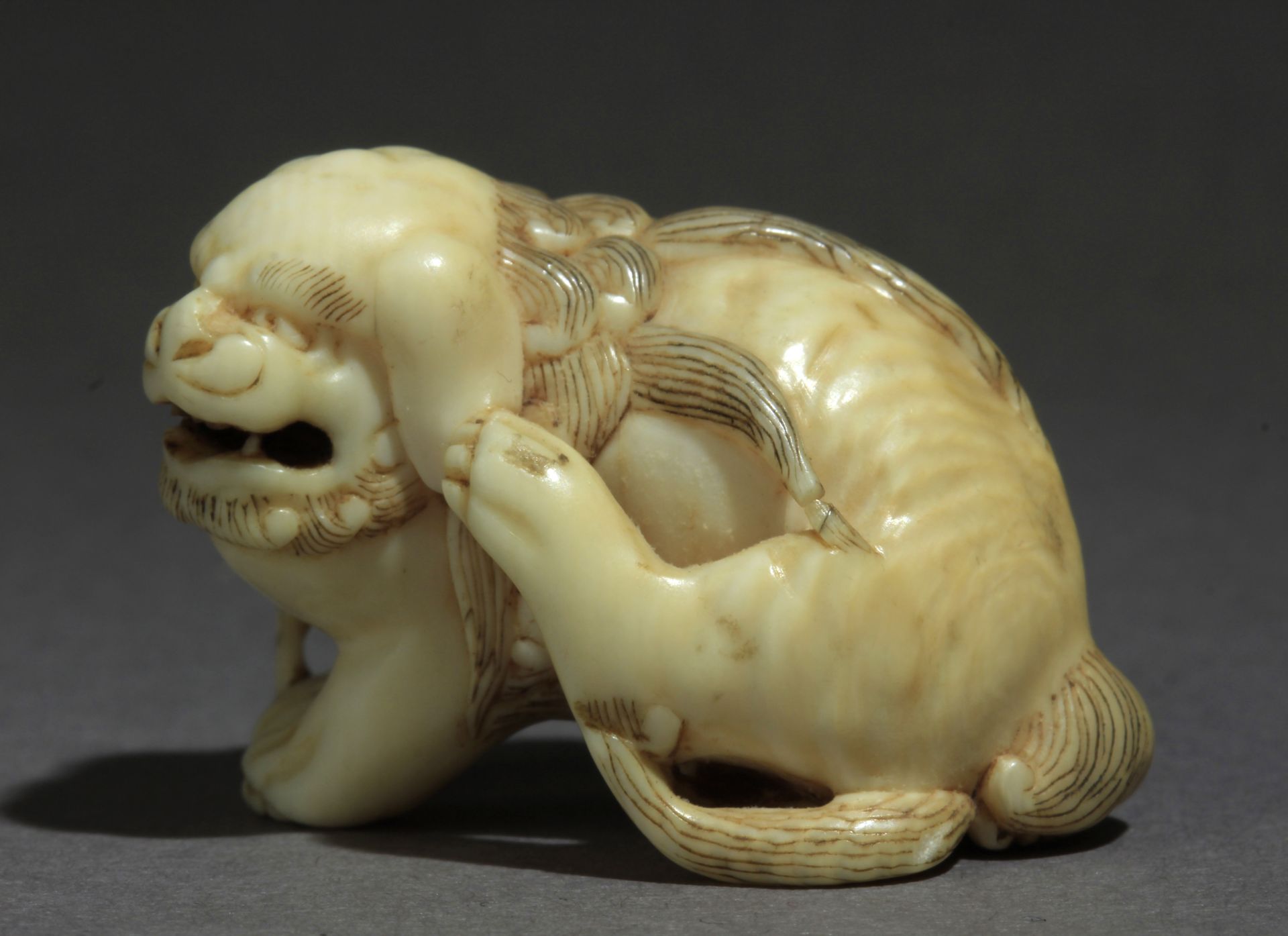 An early 19th century Japanese netsuke from Edo period