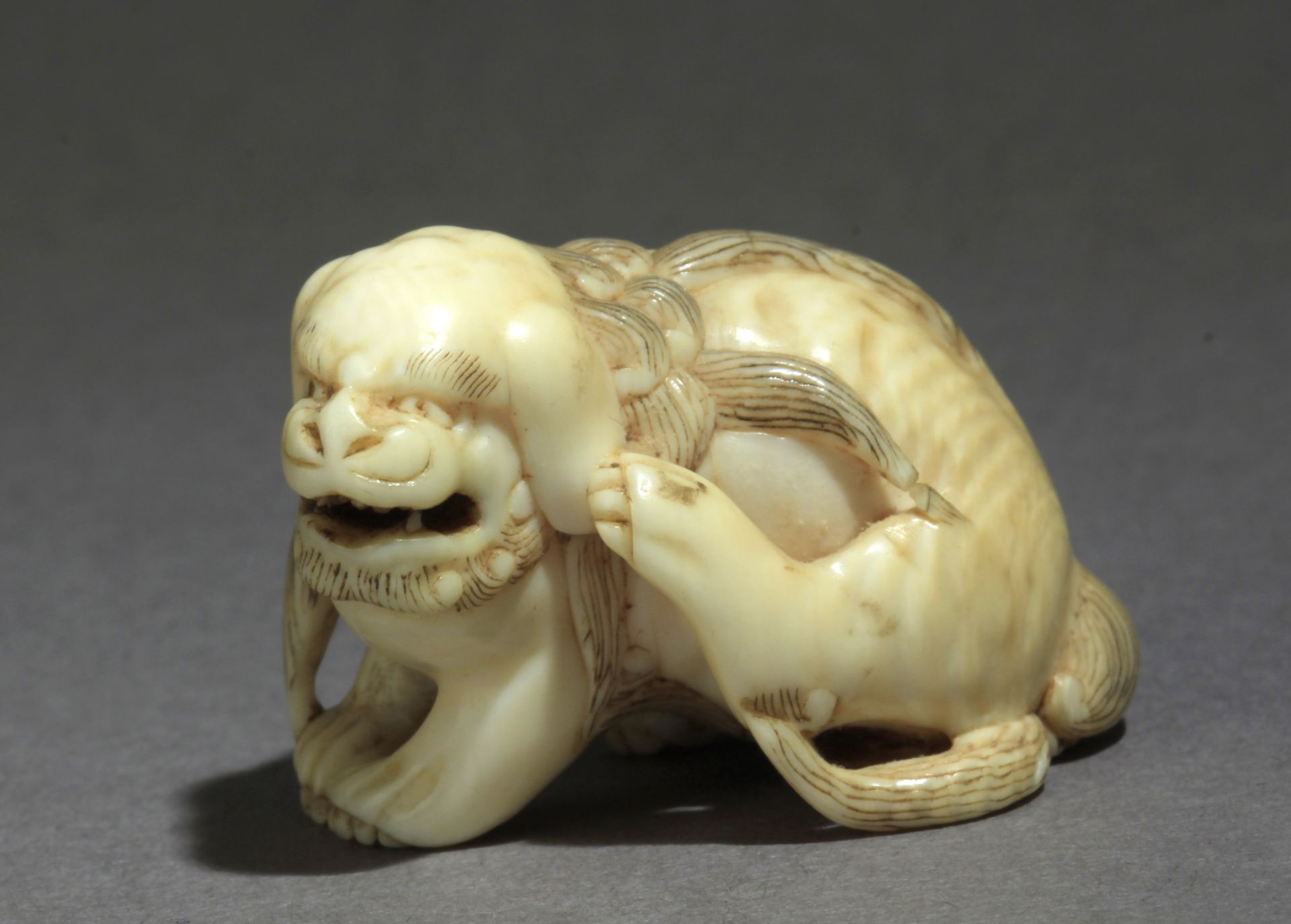 An early 19th century Japanese netsuke from Edo period - Bild 7 aus 8