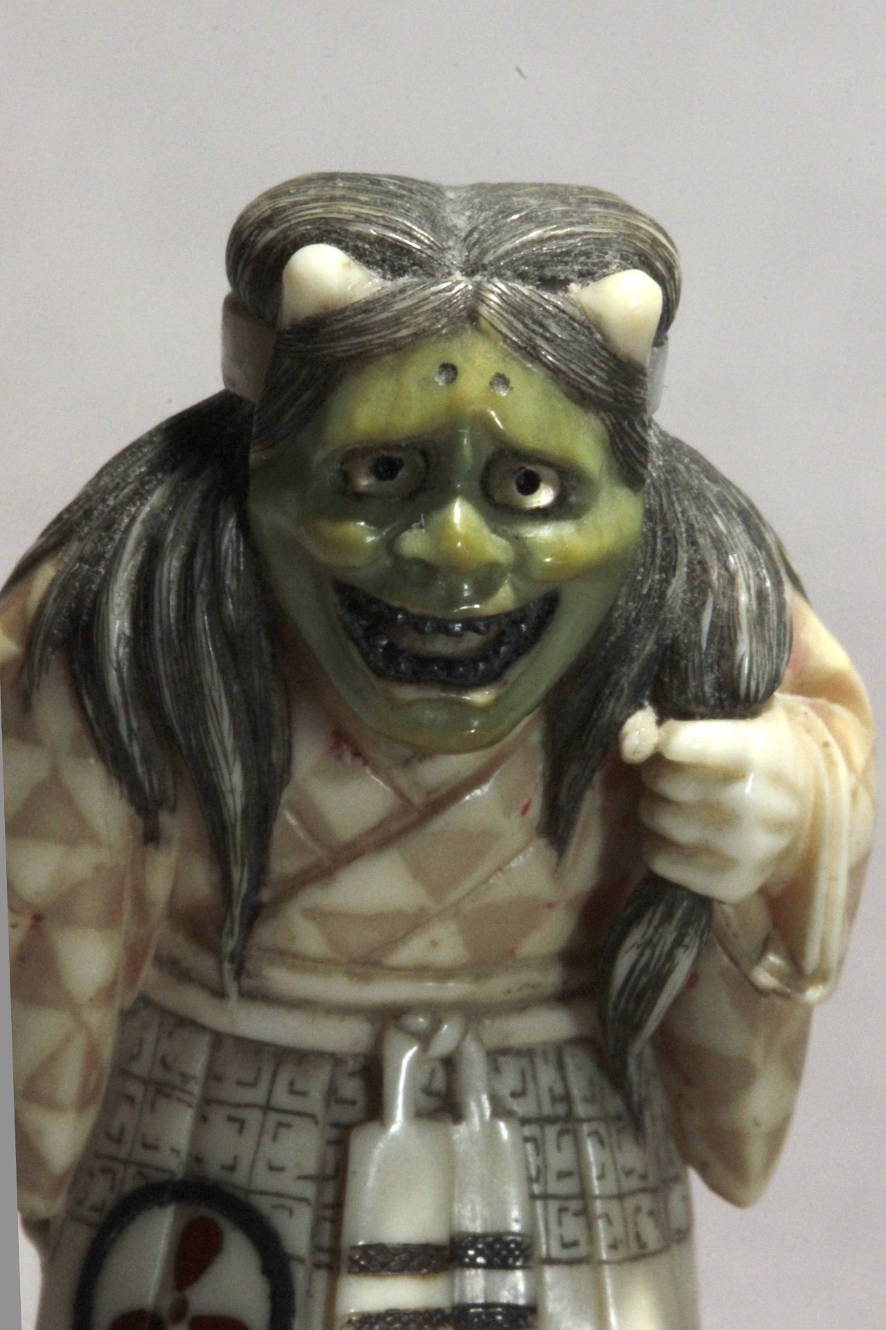 A Japanese mosaic-netsuke from Meiji period circa 1900 - Bild 7 aus 8