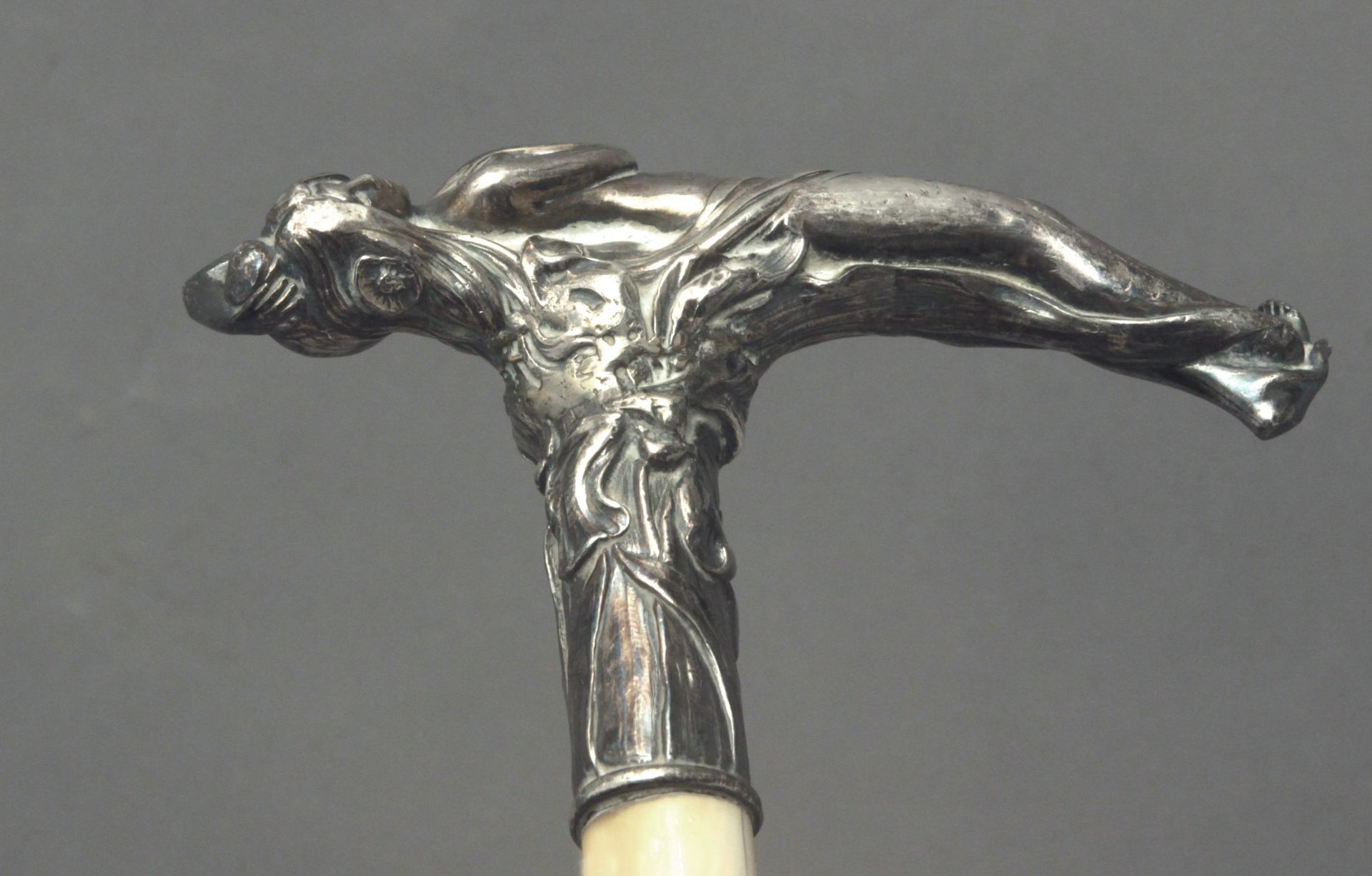 A 19th century silver handled dress cane, probably Germany - Image 12 of 13