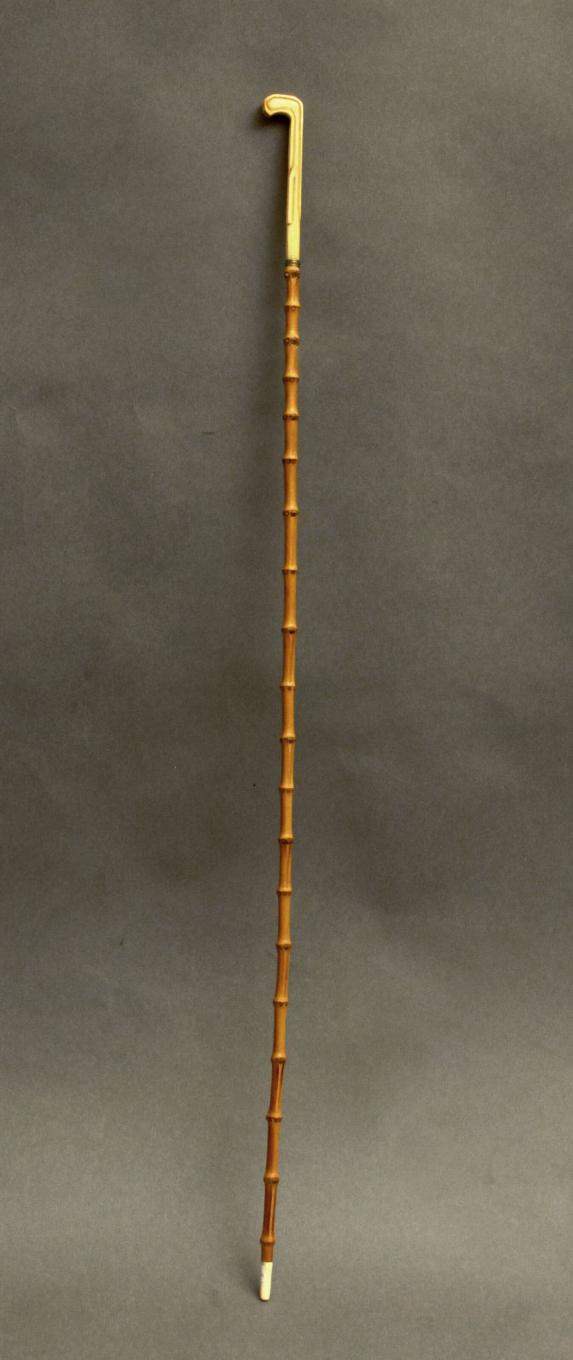 An ivory handled walking stick circa 1900 - Bild 3 aus 9