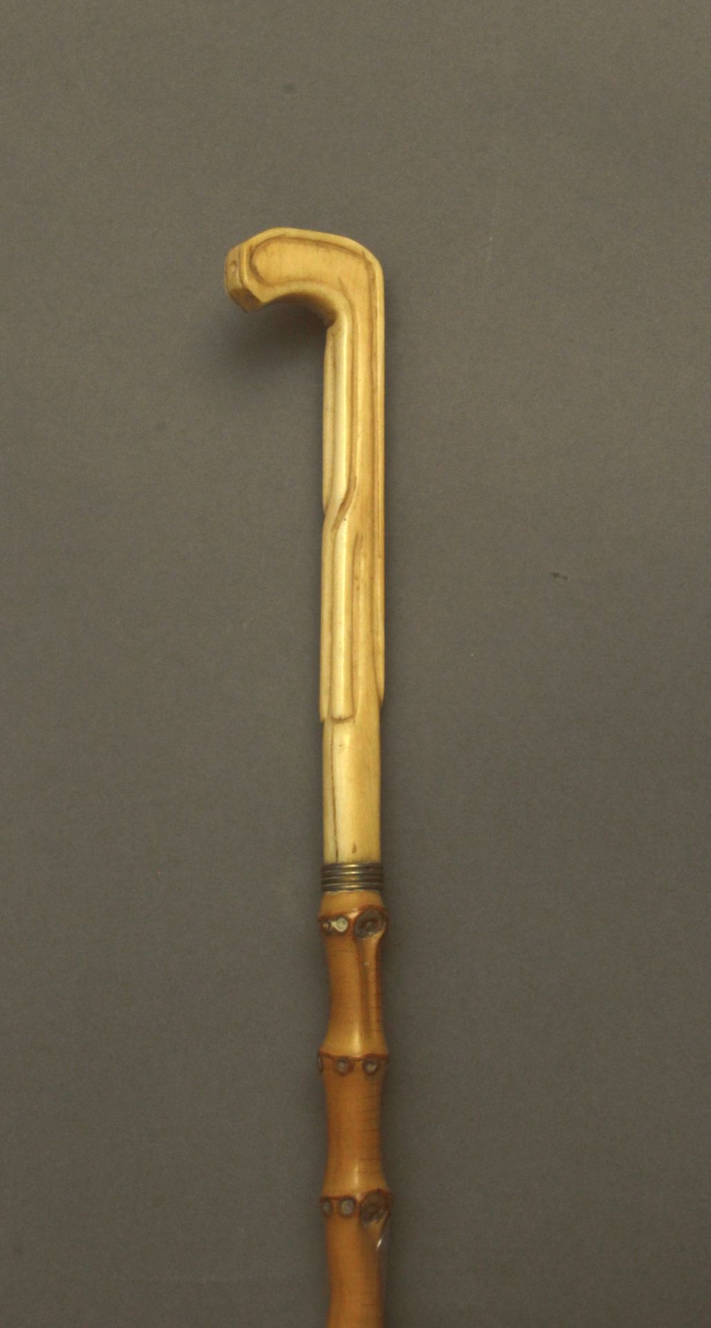 An ivory handled walking stick circa 1900 - Image 5 of 9