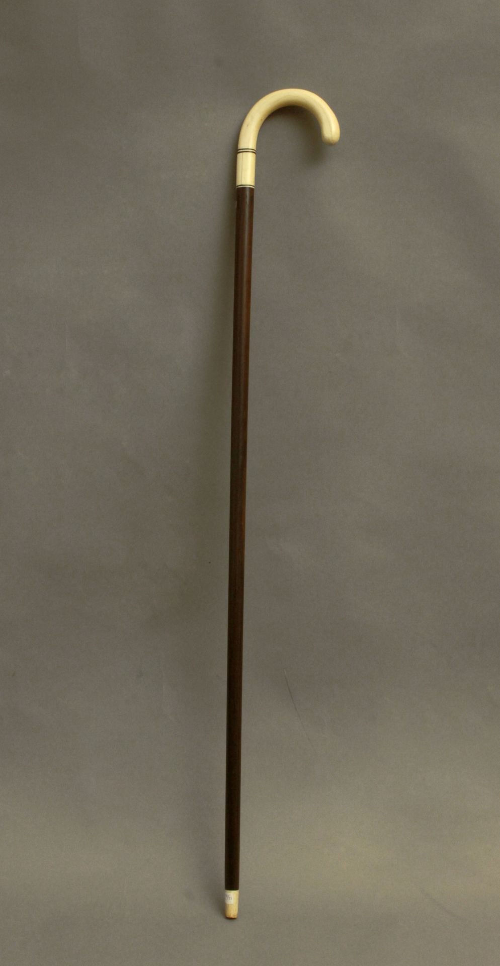 A curved walking stick circa 1900 - Image 3 of 8