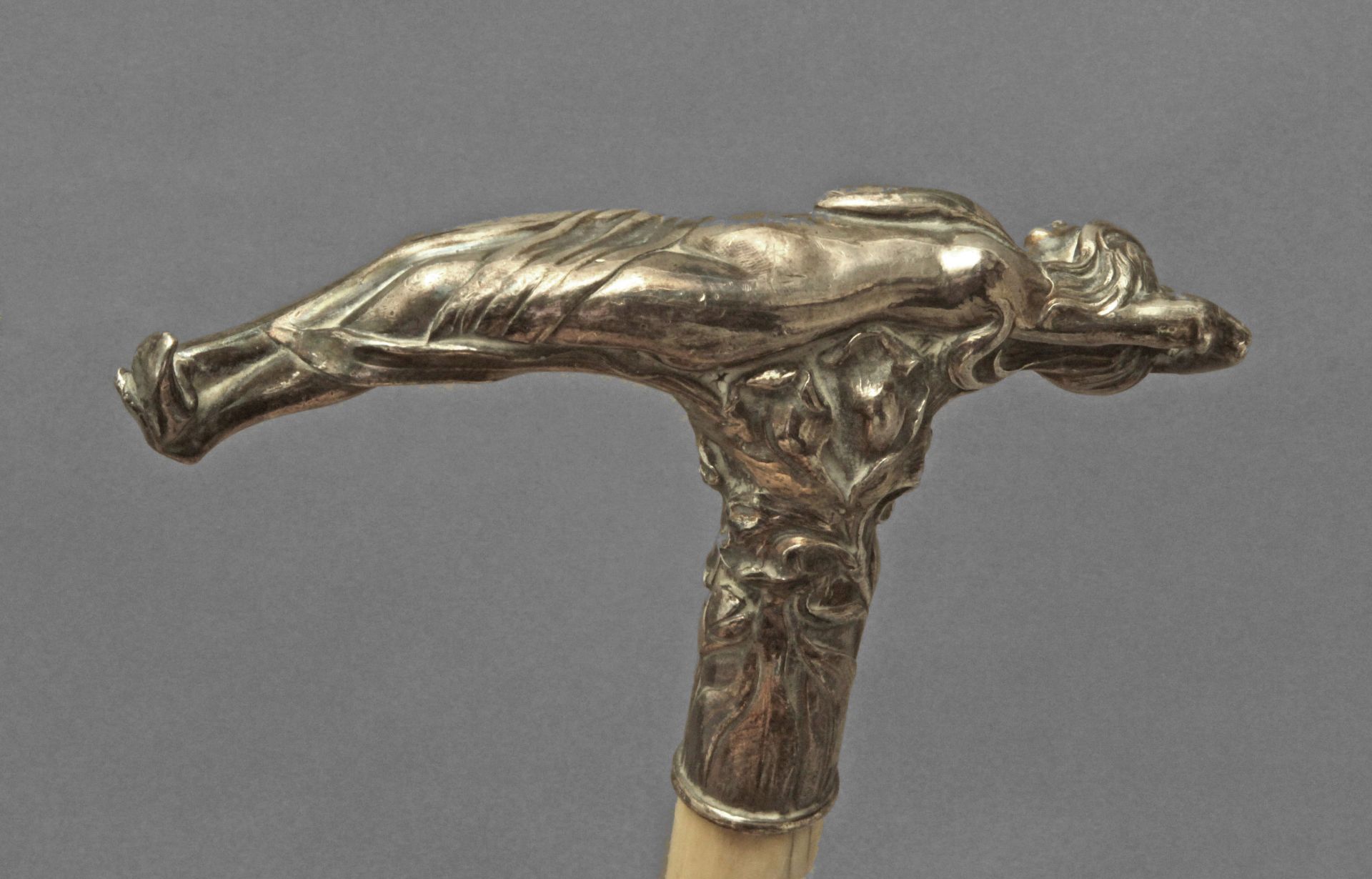 A 19th century silver handled dress cane, probably Germany - Image 10 of 13