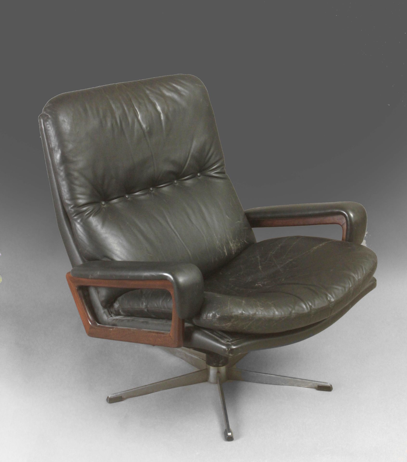 André Vandenbeuck for Strässle Schweiz circa 1960. King chair