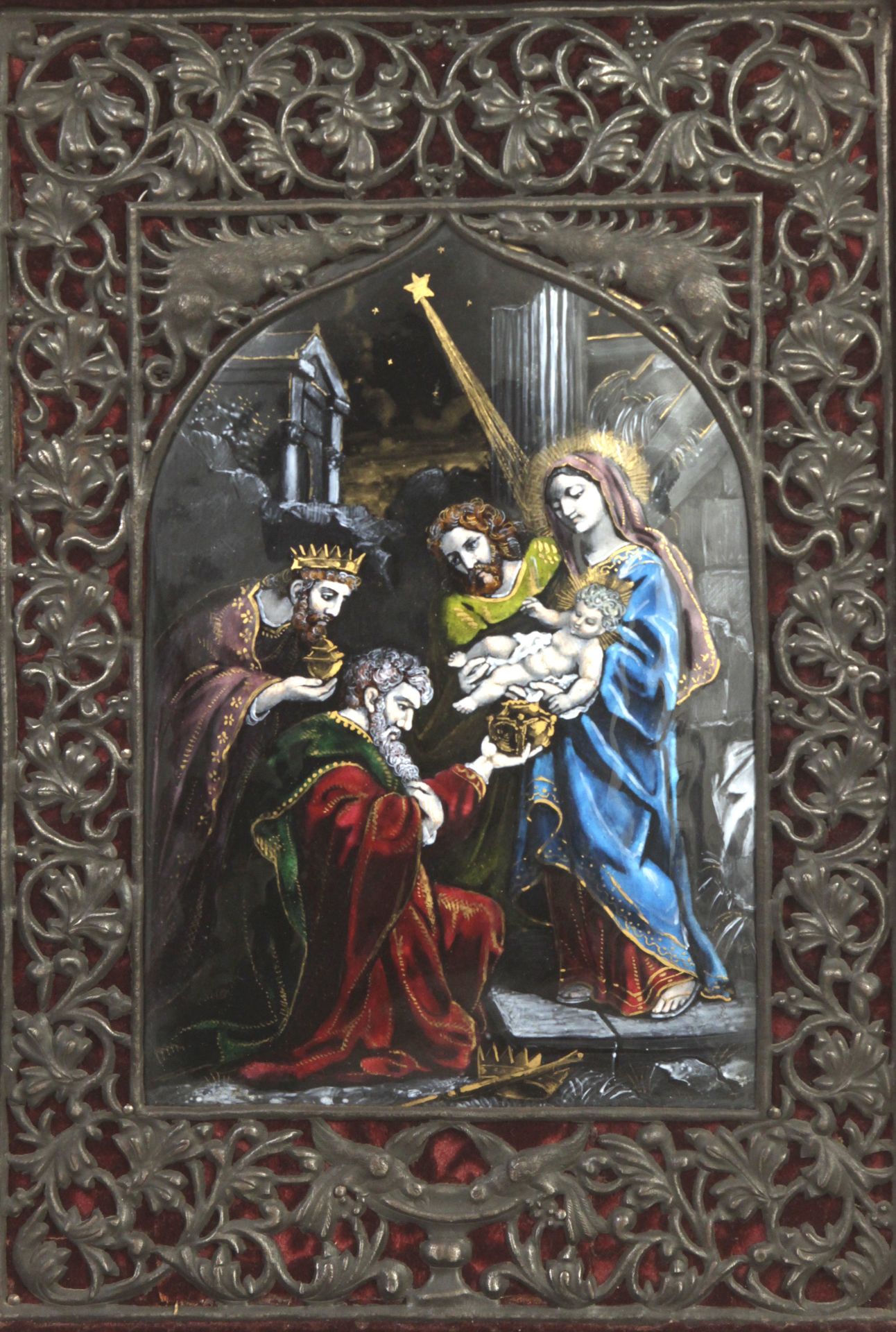 A 19th century Russian triptych with devotional enamels - Bild 2 aus 3