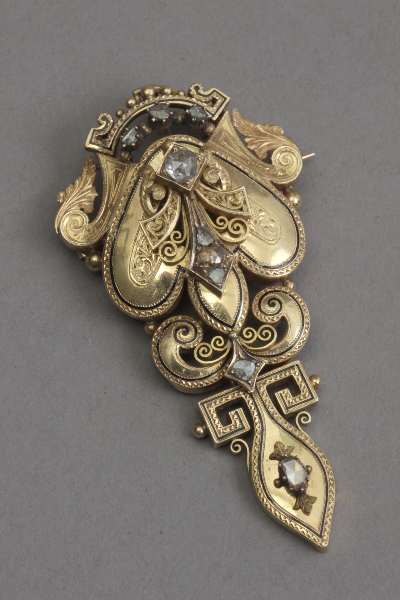 Last quarter of 19th century Alfonsino pendant-brooch