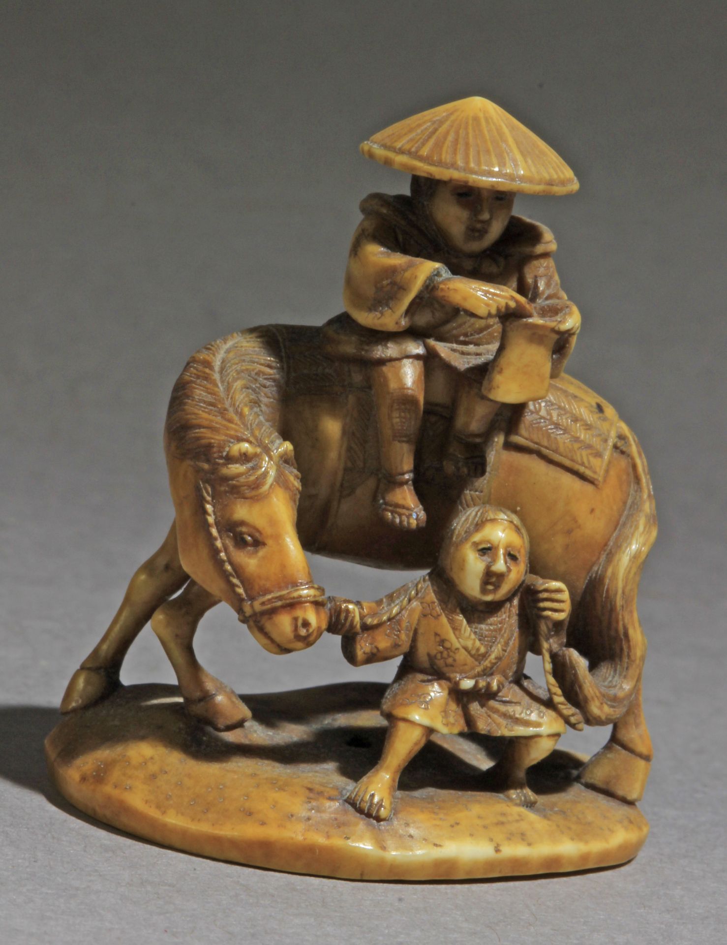 A late 19th century Japanese netsuke from Meiji period. Signed Gyokumin