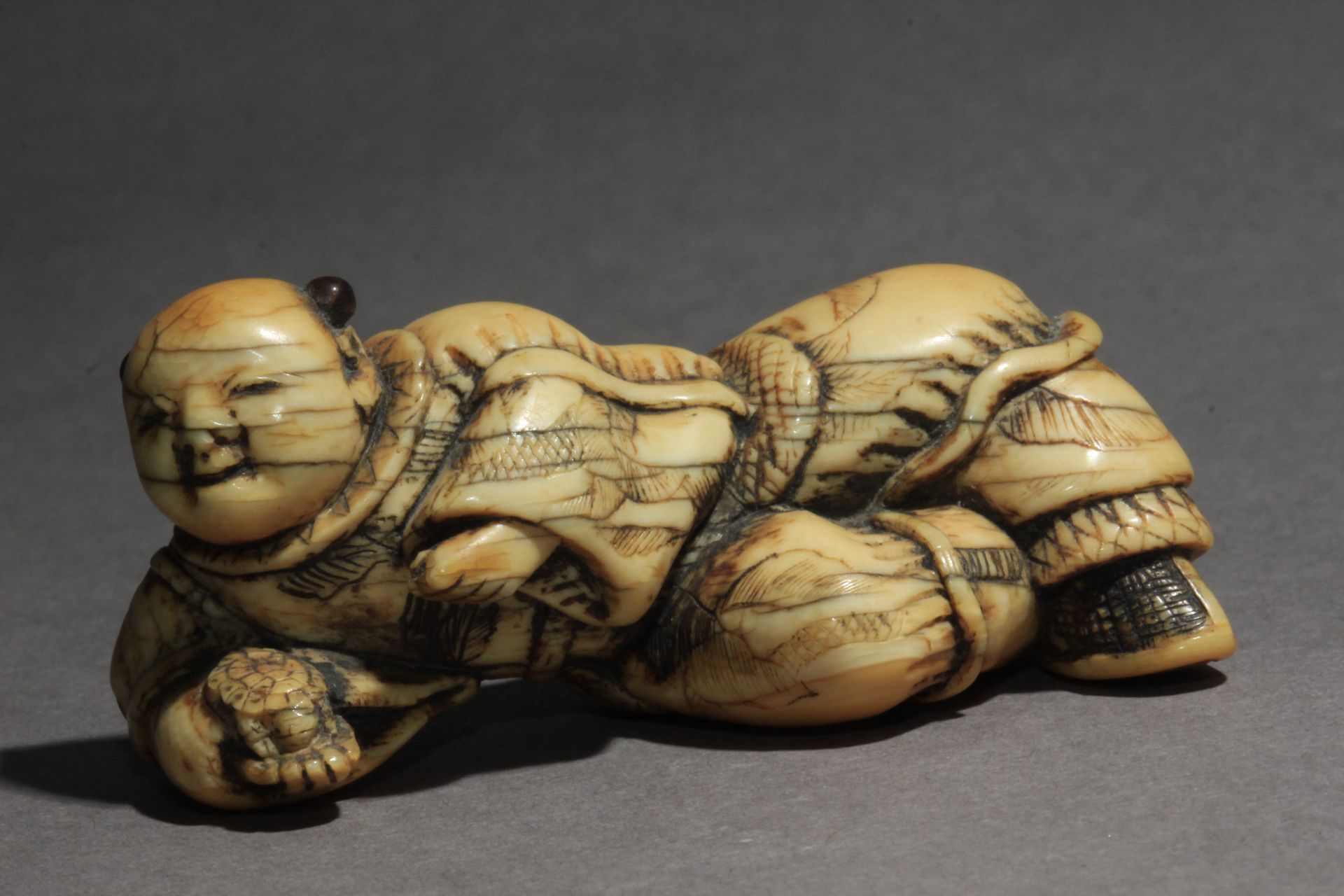 An 18th century Japanese netsuke from Edo period