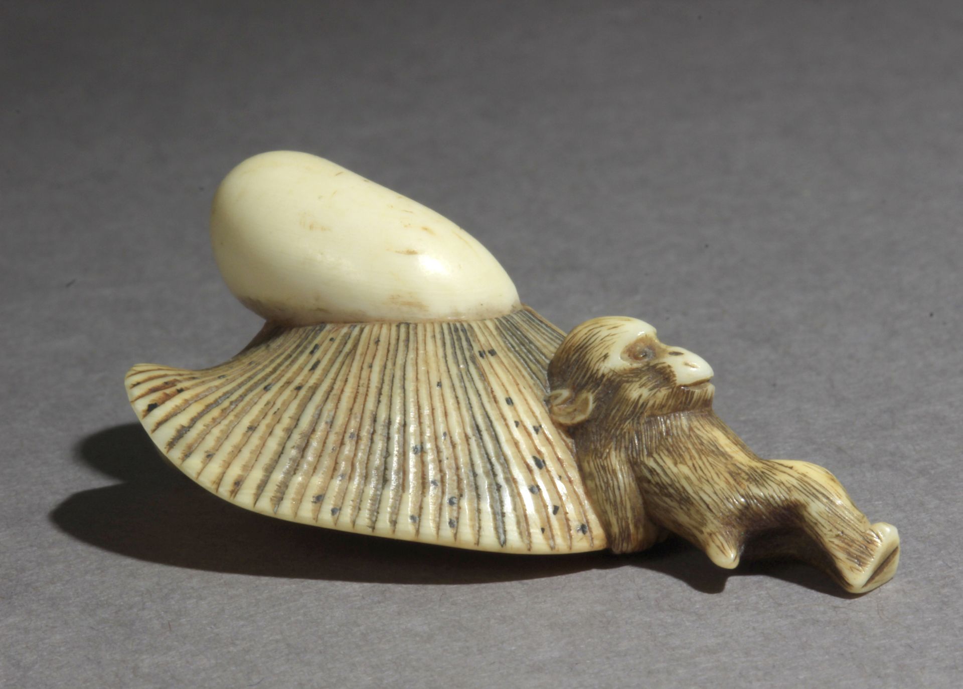 A Japanese netsuke circa 1800 from Edo period