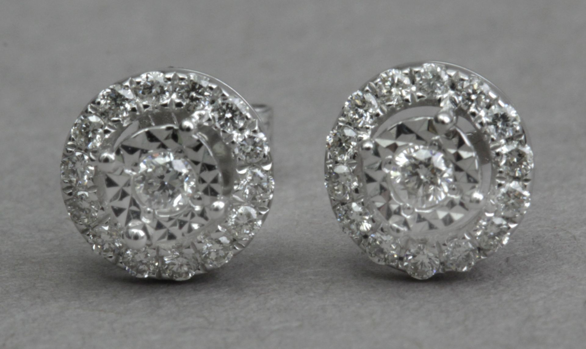 A pair of diamond stud earrings - Image 2 of 3