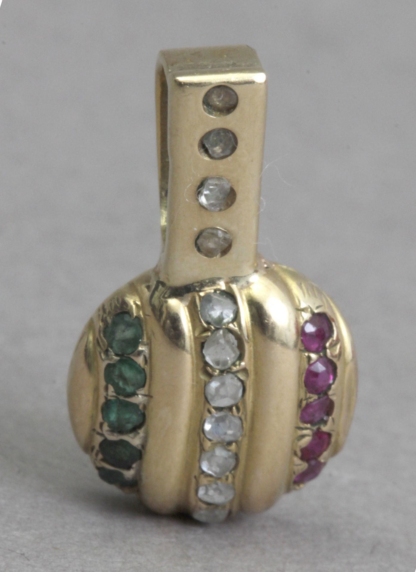 A rubies, emerald,and sapphire pendant with an 18k. yellow gold setting - Image 4 of 5