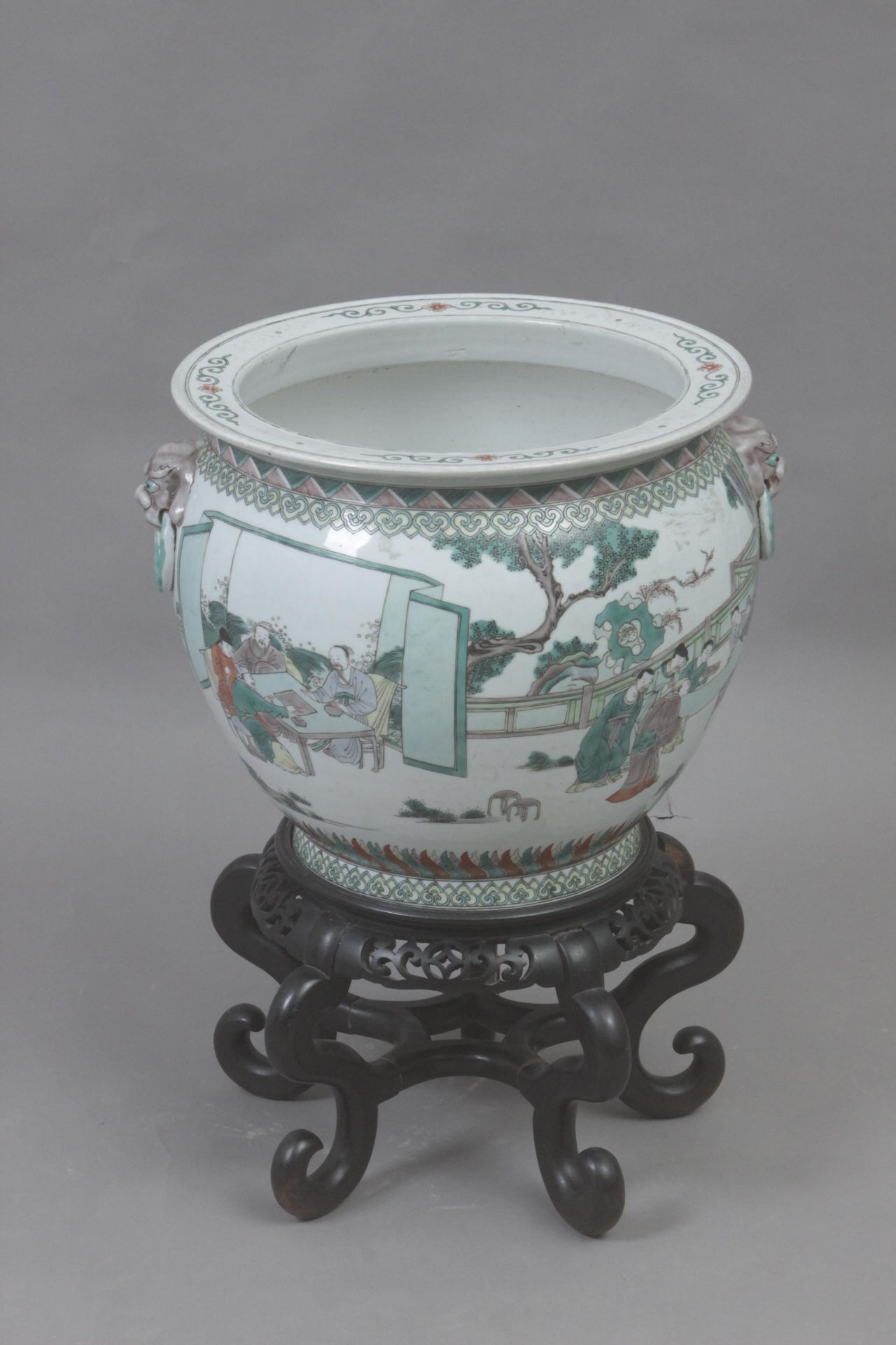 A late 18th century-early 19th century Famille Verte cache pot from Qing period - Bild 4 aus 5
