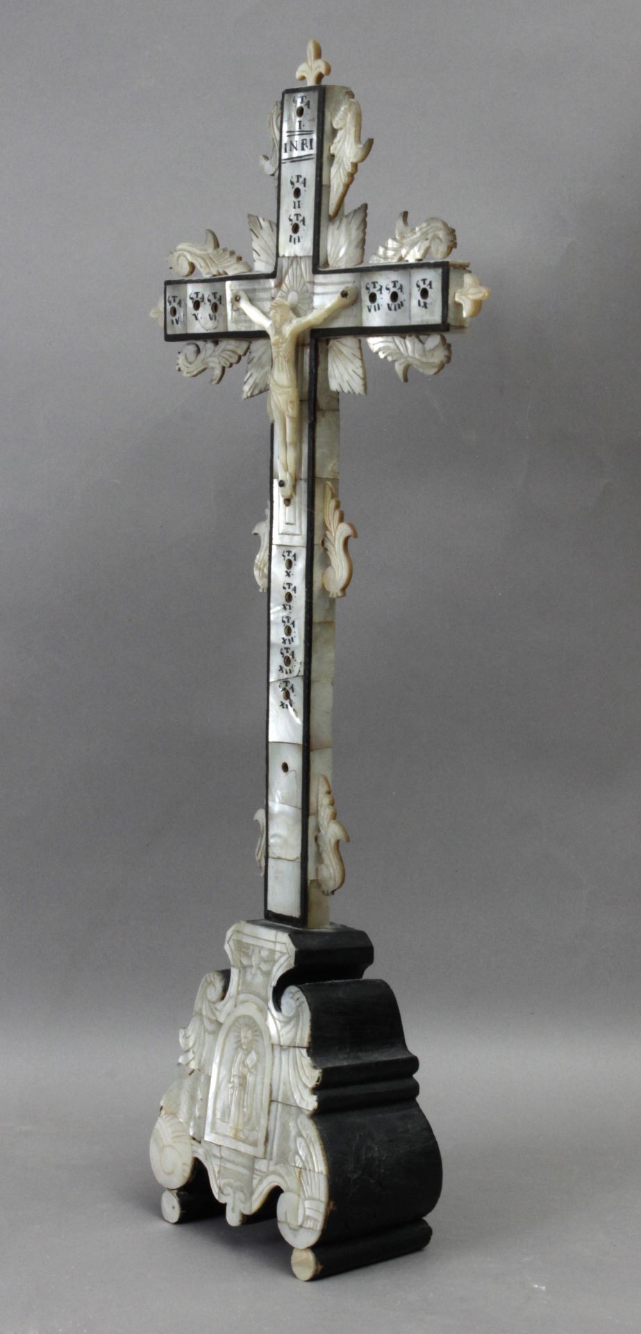 A late 19th century carved wood and mother of pearl Jerusalem altar cross - Image 2 of 3