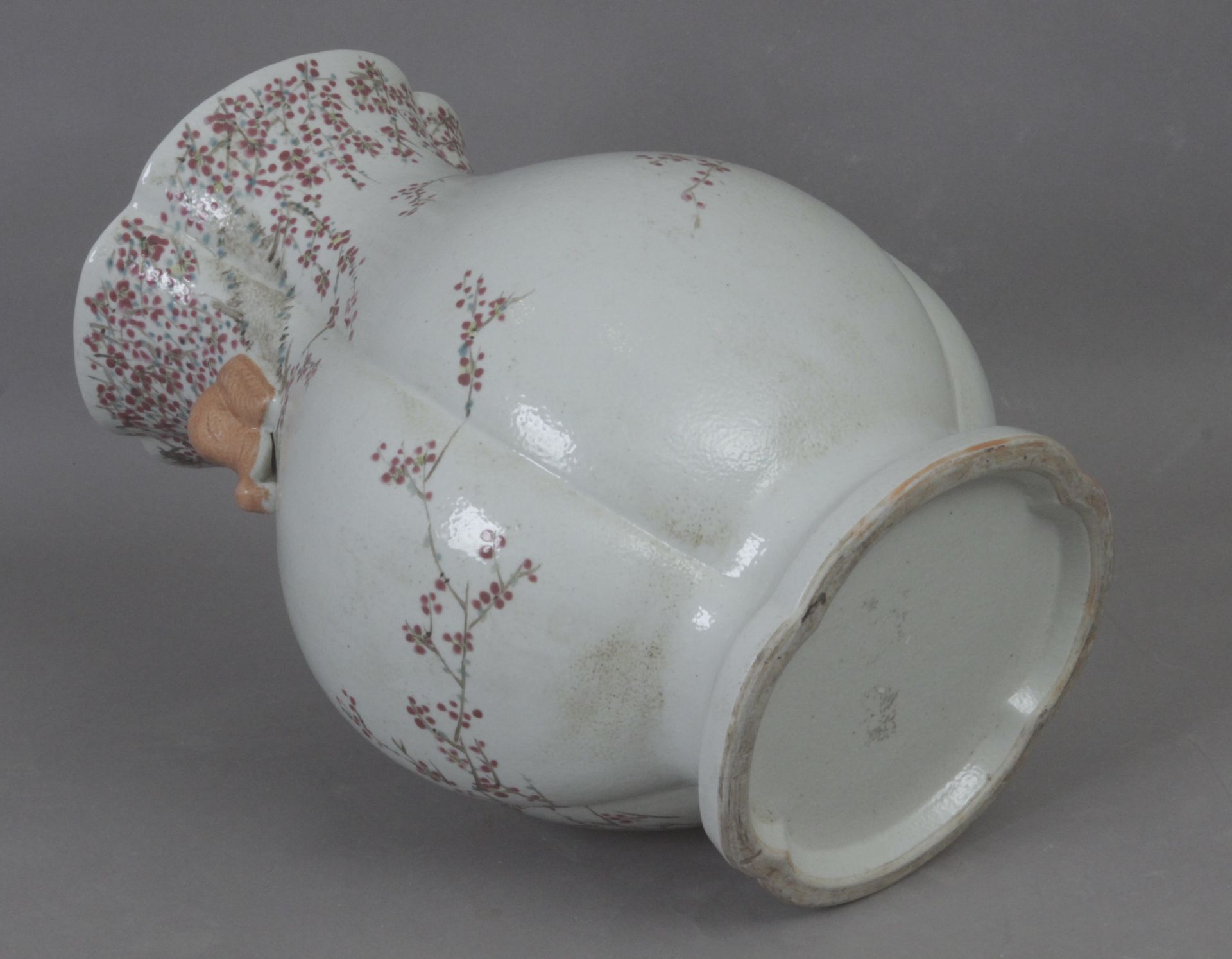 An early 20th century Chinese vase from Republic period - Bild 3 aus 3