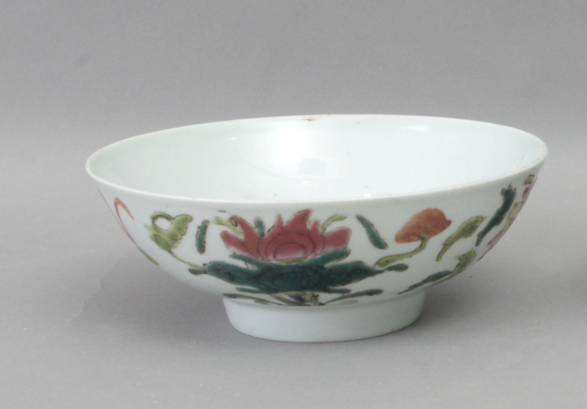 A Famille Rose porcelain bowl circa 1940-1960