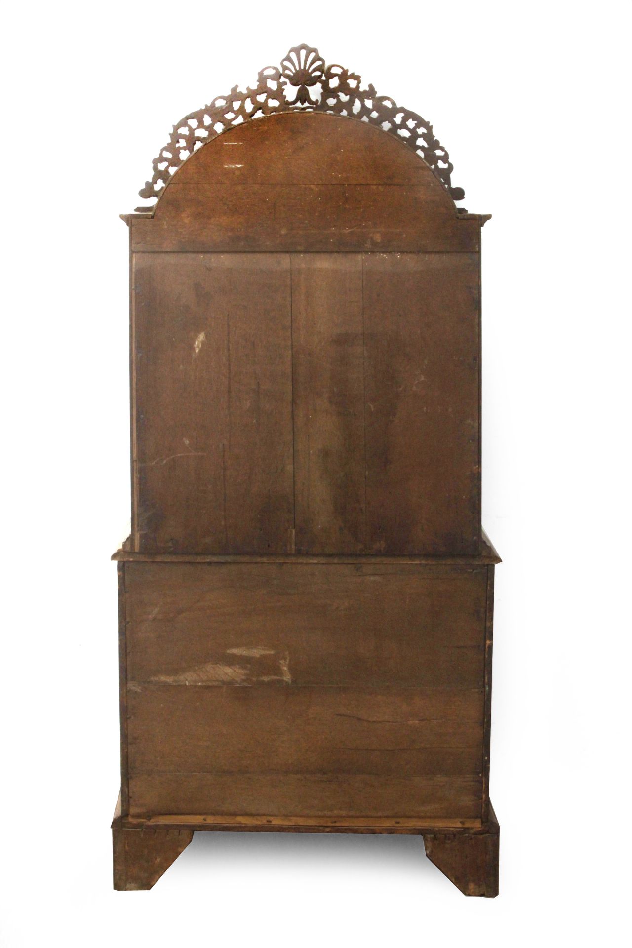 An 18th century Dutch mahogany glass cabinet - Image 5 of 5