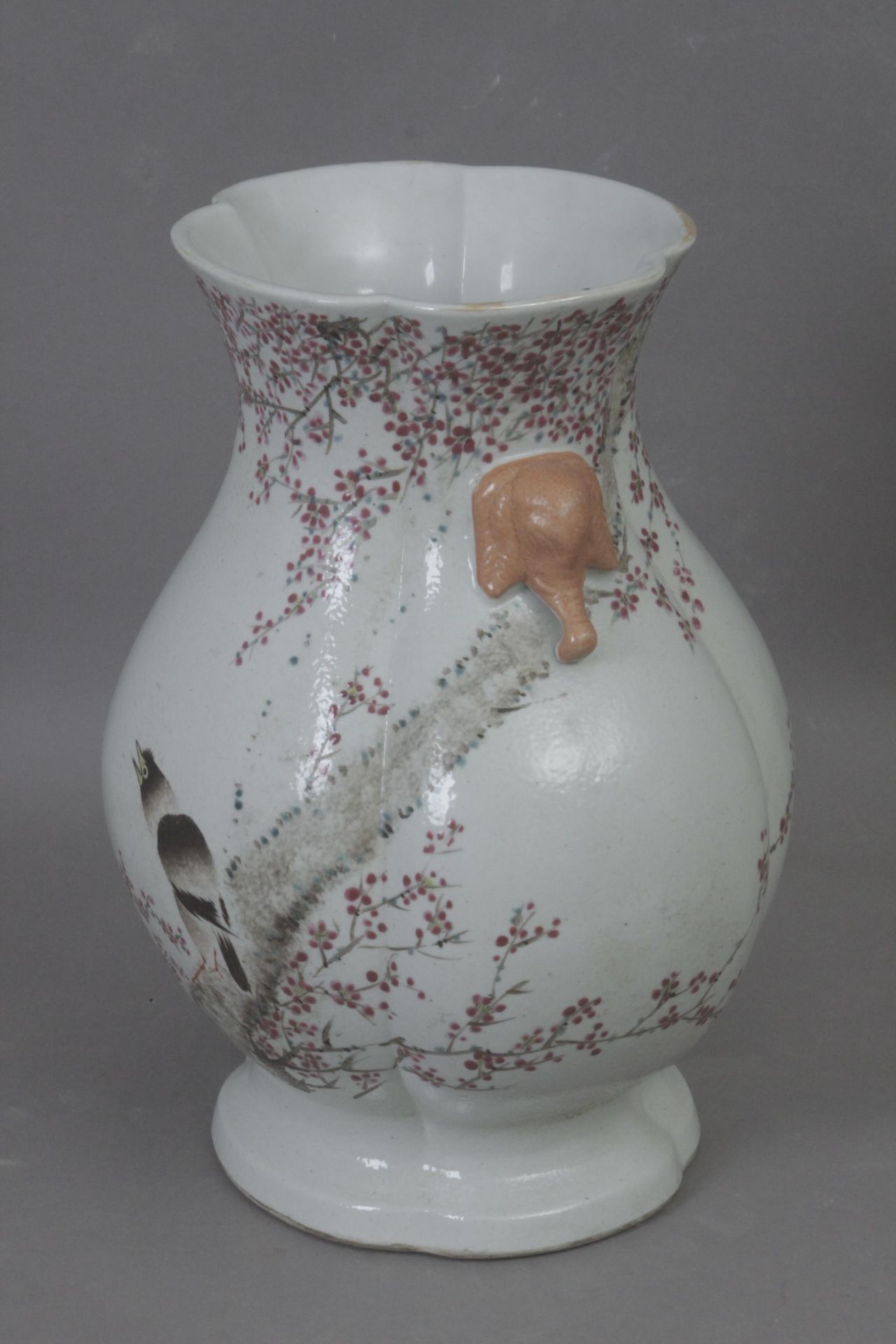 An early 20th century Chinese vase from Republic period - Bild 2 aus 3