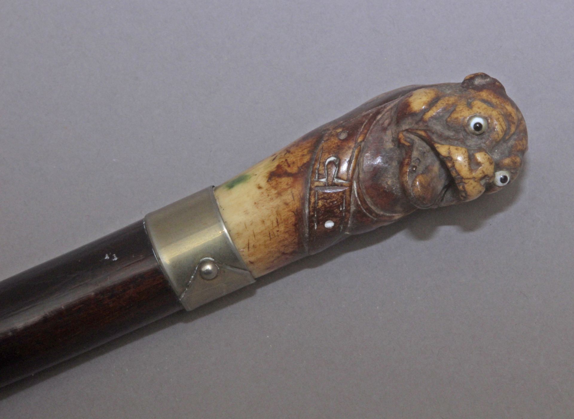 A 19th century walking stick. - Image 6 of 7