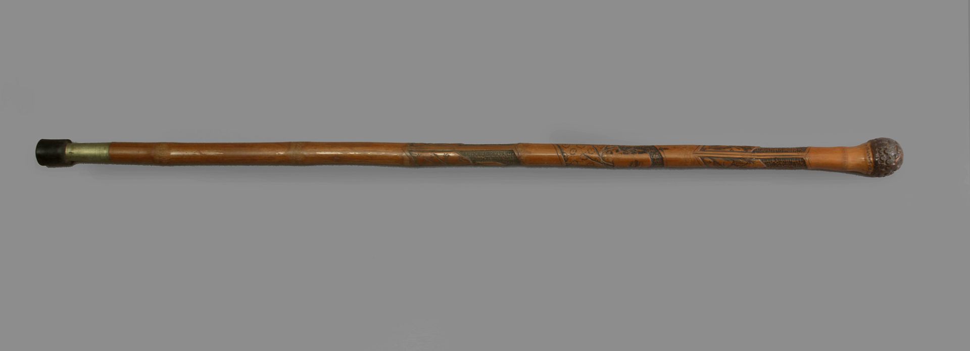 A 20th century Chinese walking stick. - Image 3 of 6