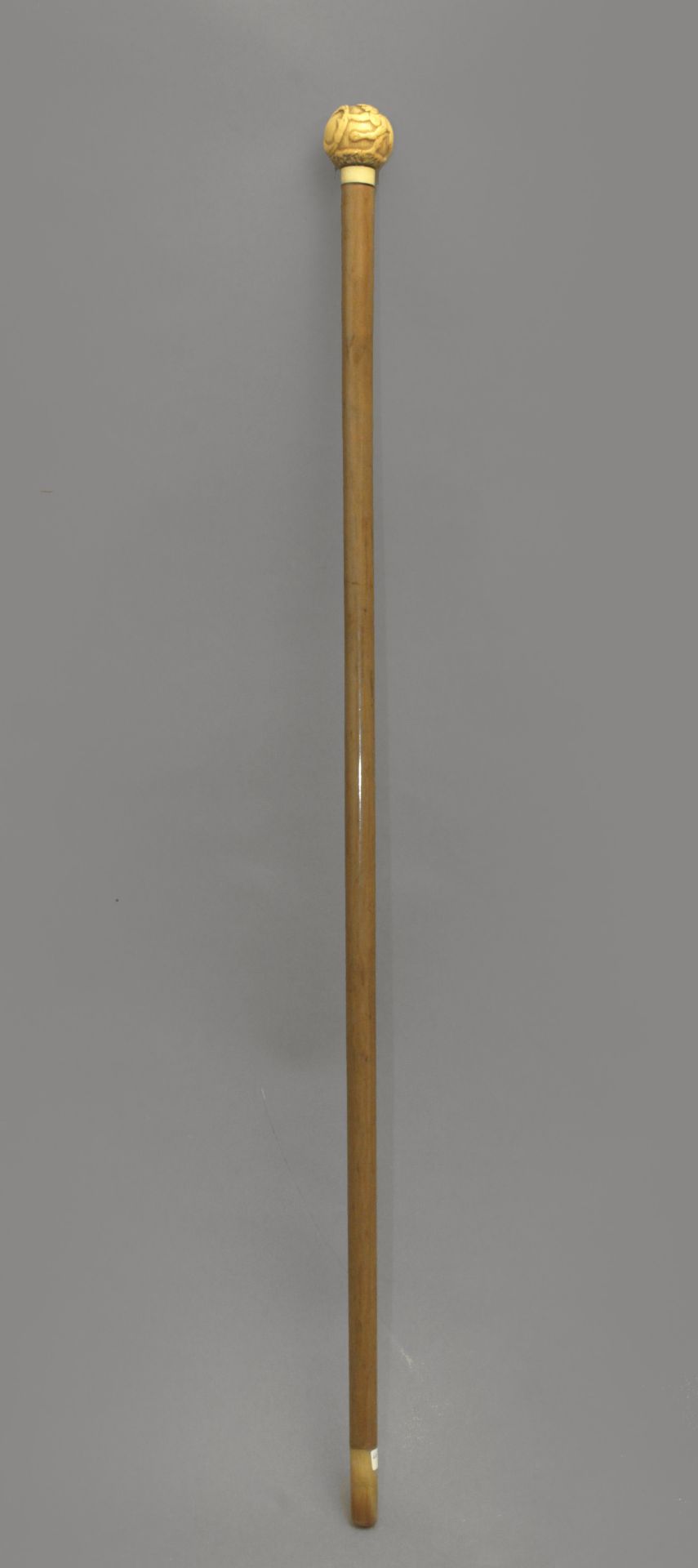 A 19th century European walking stick. - Bild 4 aus 7