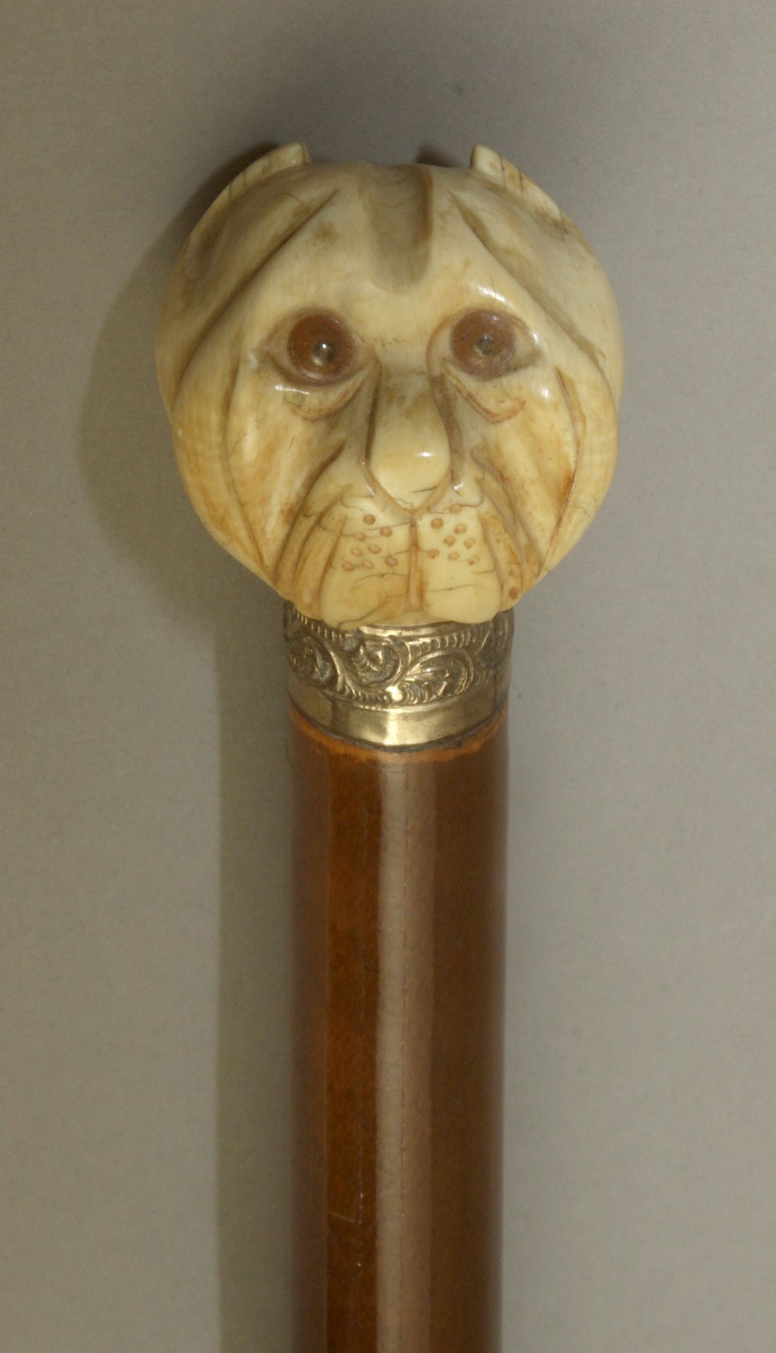 A 20th century walking stick. - Image 6 of 9