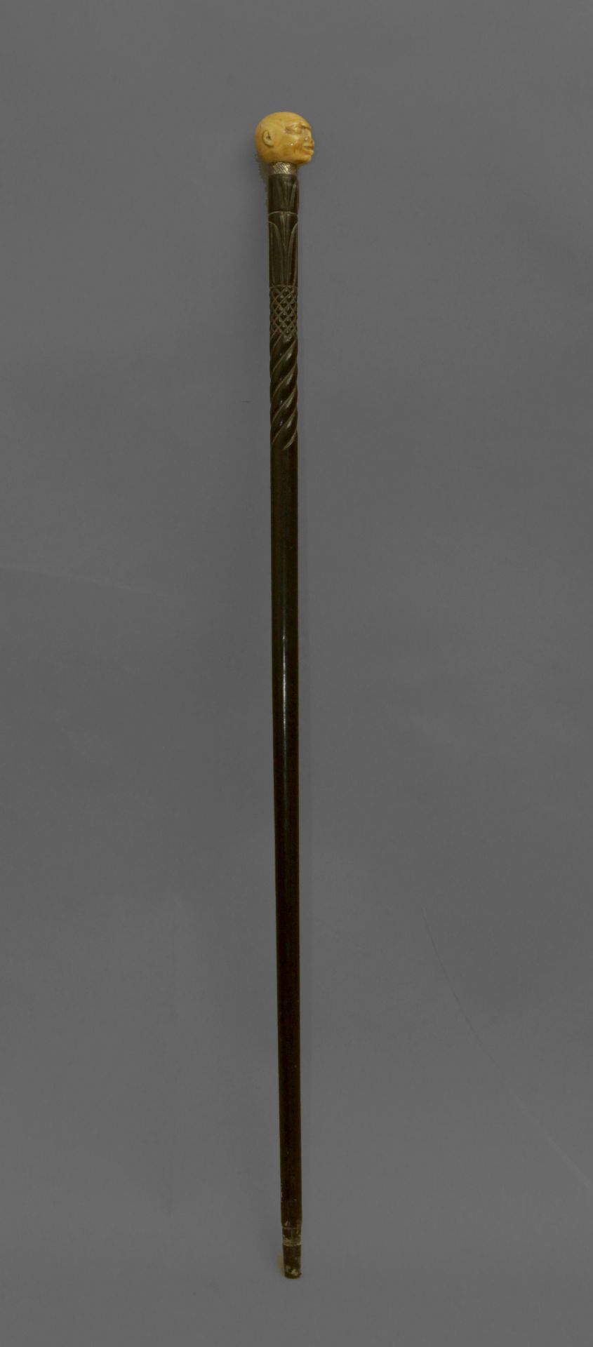 A 19th century walking stick. - Bild 3 aus 6