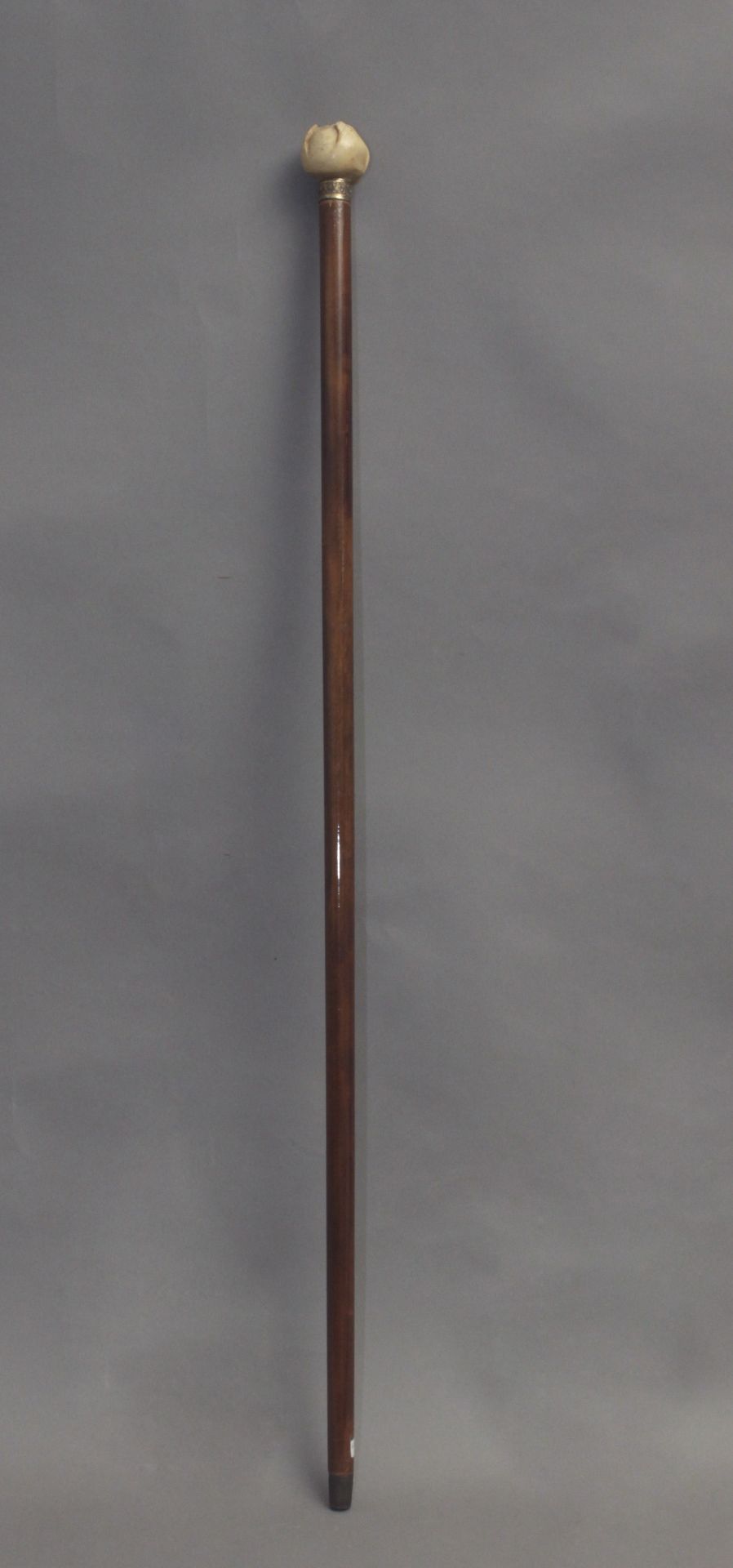 A 20th century walking stick. - Image 4 of 9