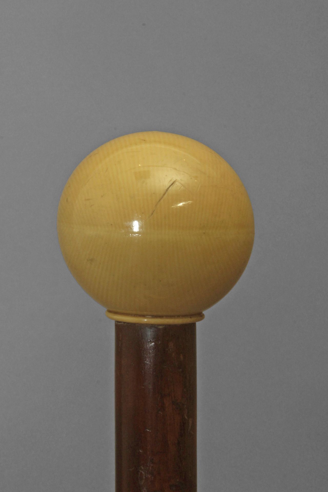 A first third of 20th century walking stick. - Image 7 of 7