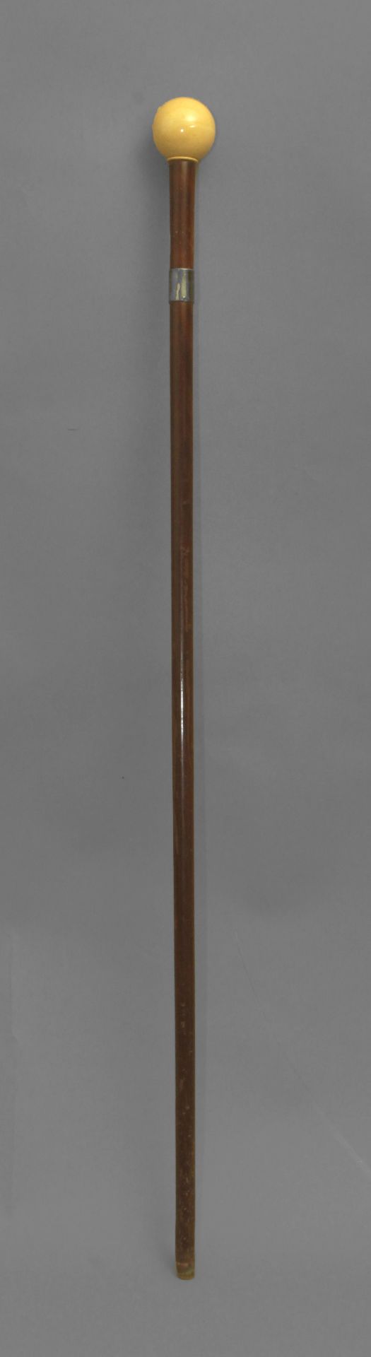 A first third of 20th century walking stick. - Image 6 of 7