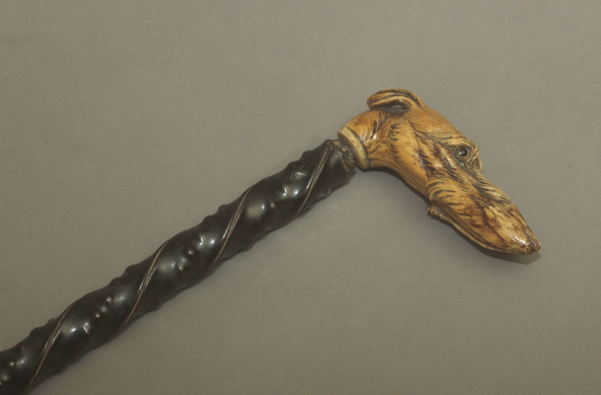 A 19th century walking stick. - Bild 5 aus 8
