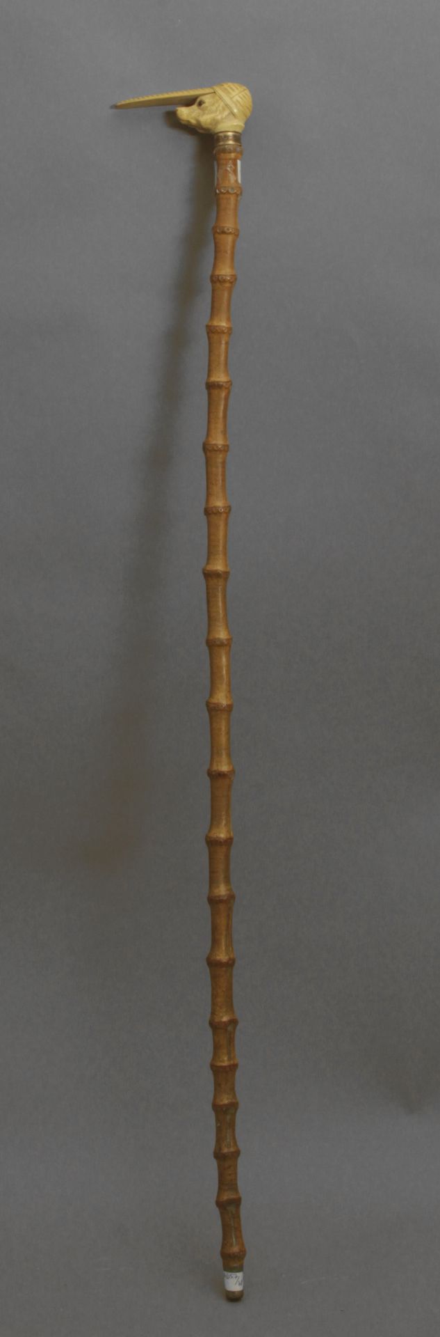 A 19th century walking stick. - Bild 4 aus 4