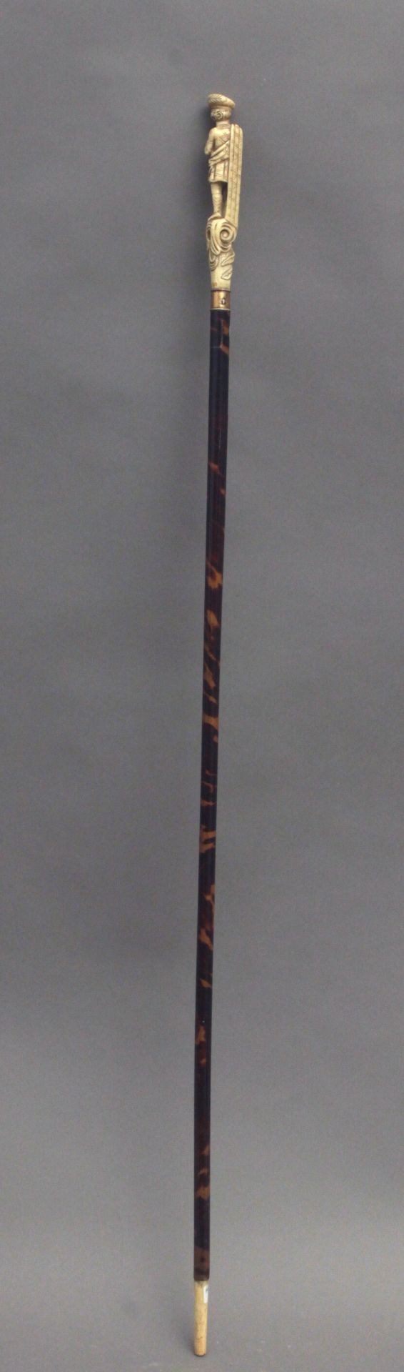 A 19th century English walking stick. - Bild 3 aus 4