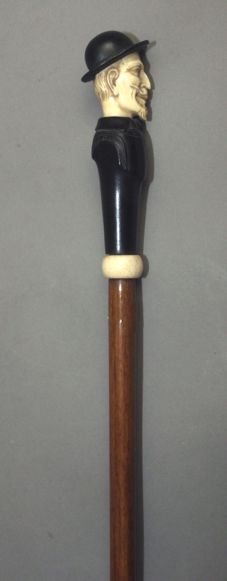 A first third of 20th century walking stick. - Image 5 of 7
