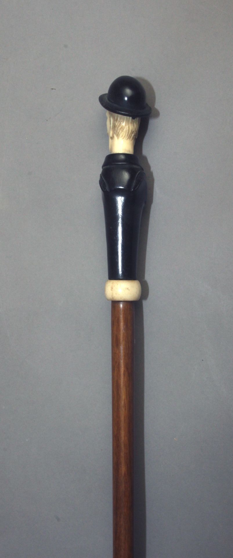 A first third of 20th century walking stick. - Image 6 of 7